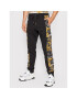 Versace Jeans Couture Melegítő alsó Logo Baroque 73GAA3C0 Fekete Regular Fit - Pepit.hu