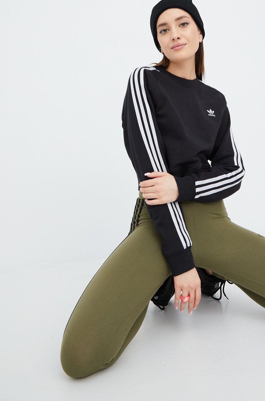 adidas Originals pamut melegítőfelső Adicolor HF7530 fekete női nyomott mintás - Pepit.hu