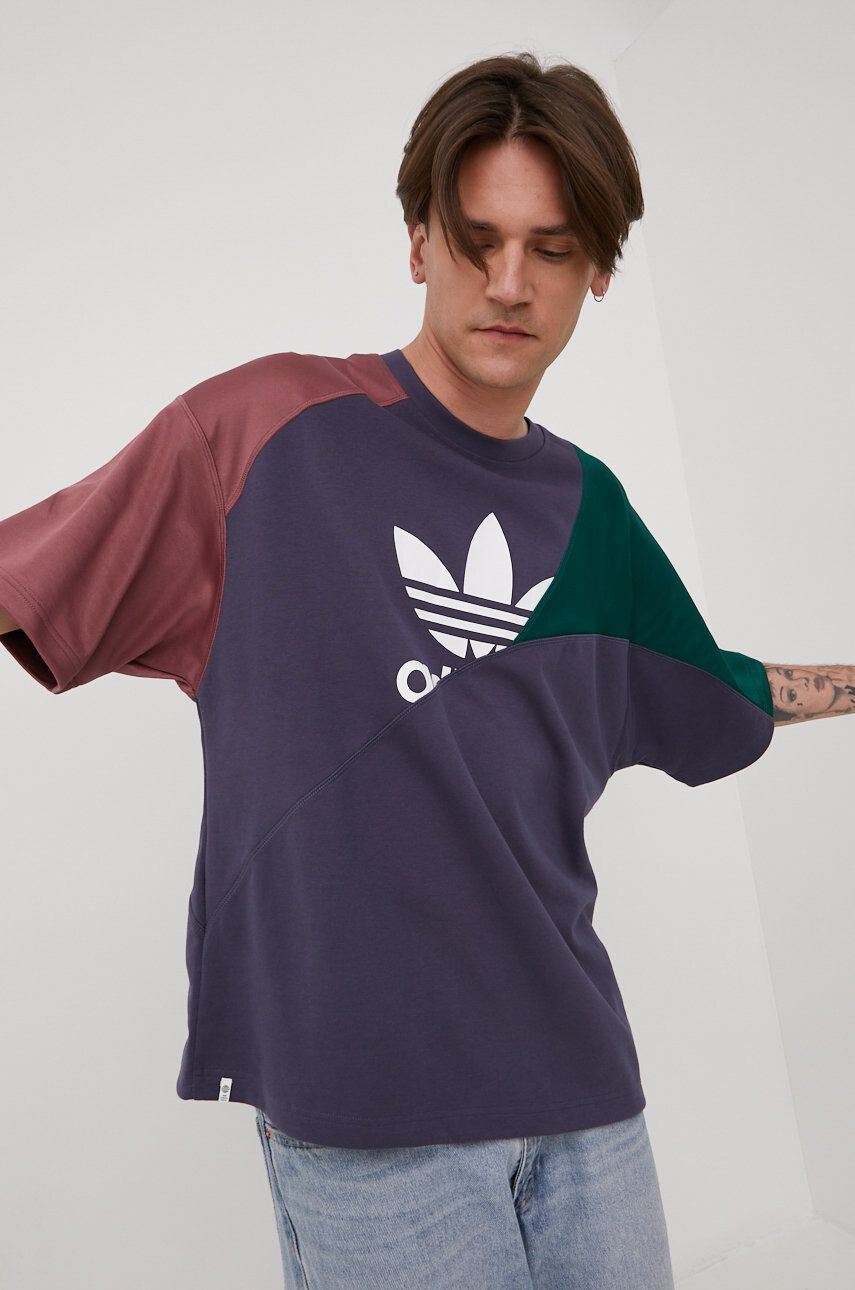 adidas Originals t-shirt Adicolor HC4497 - Pepit.hu