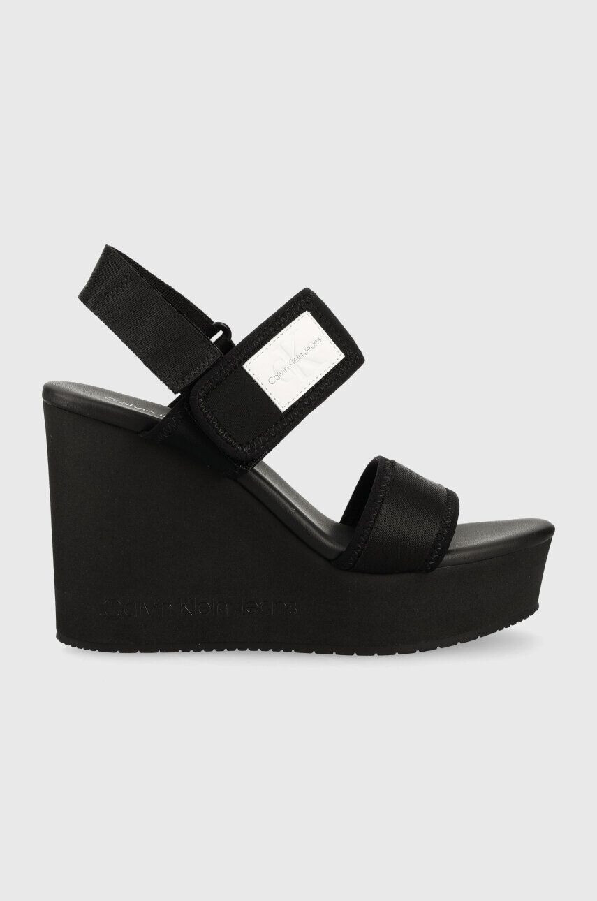 Calvin Klein Jeans szandál WEDGE SANDAL BADGE fekete női éksarkú YW0YW01028 - Pepit.hu