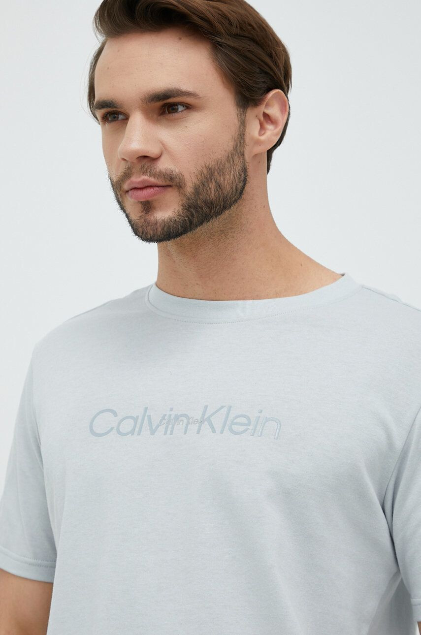 Calvin Klein Performance t-shirt szürke férfi nyomott mintás - Pepit.hu