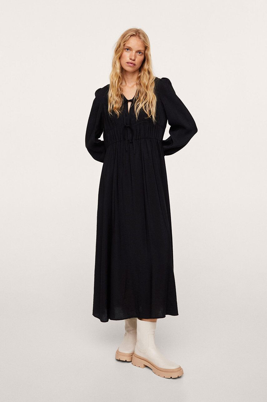 Mango ruha Dafne fekete midi oversize - Pepit.hu