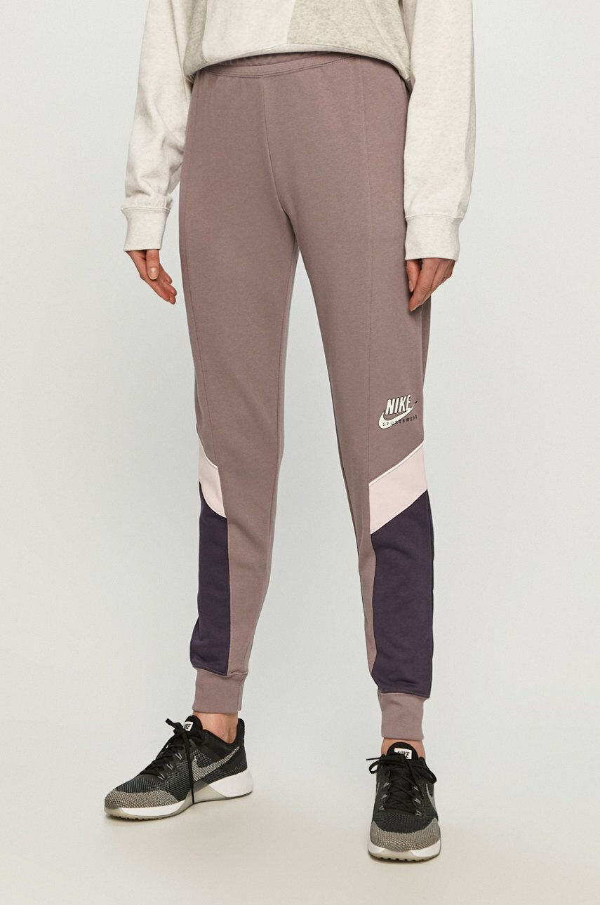 Nike Sportswear nadrág - Pepit.hu