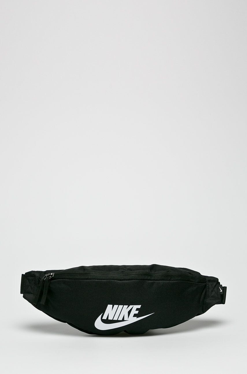 Nike Sportswear Övtáska - Pepit.hu