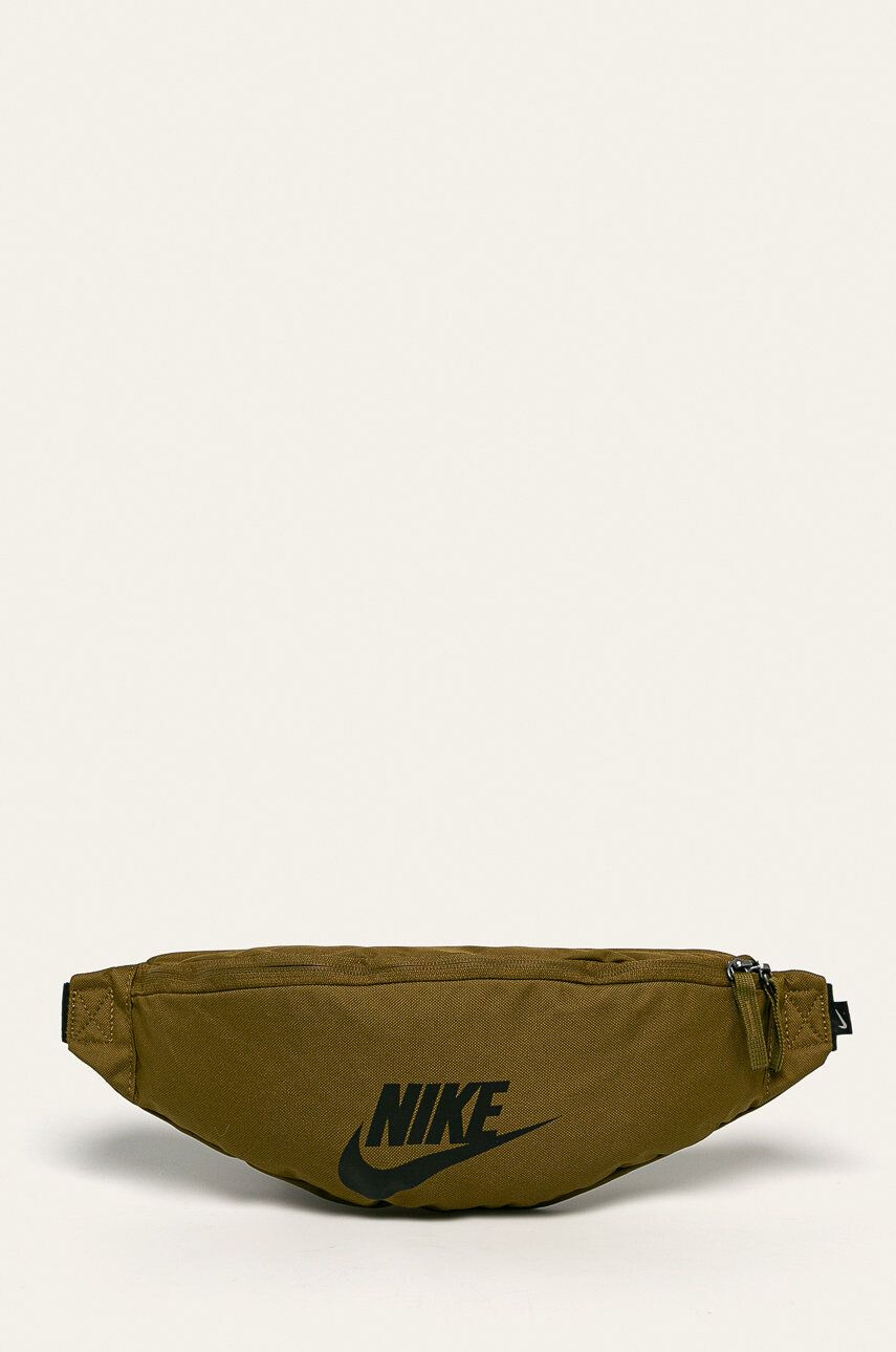 Nike Sportswear Övtáska - Pepit.hu