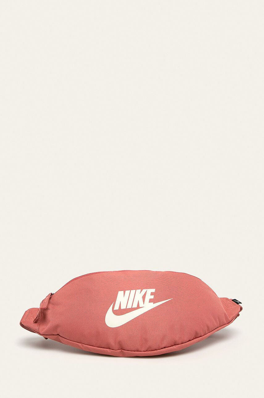 Nike Sportswear Övtáska - Pepit.hu