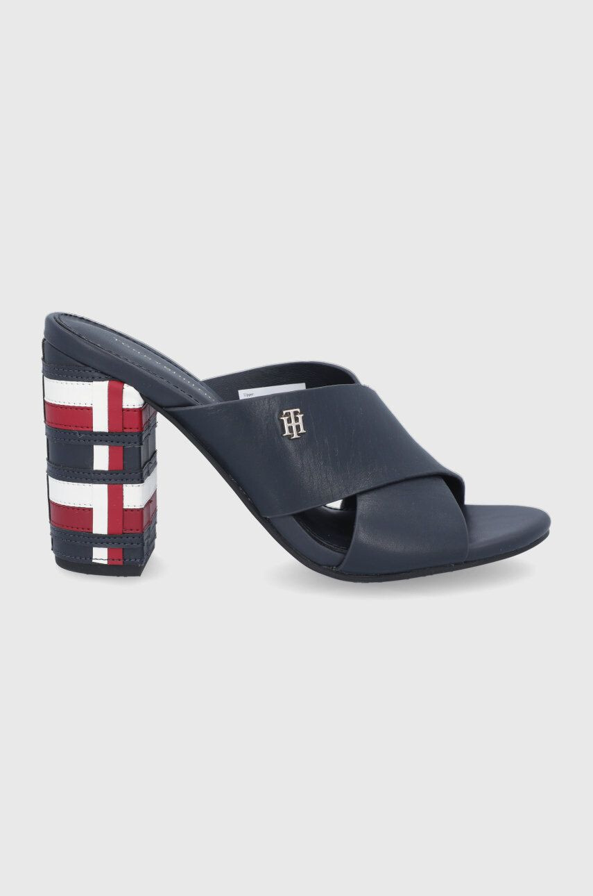 Tommy Hilfiger bőr papucs - Pepit.hu