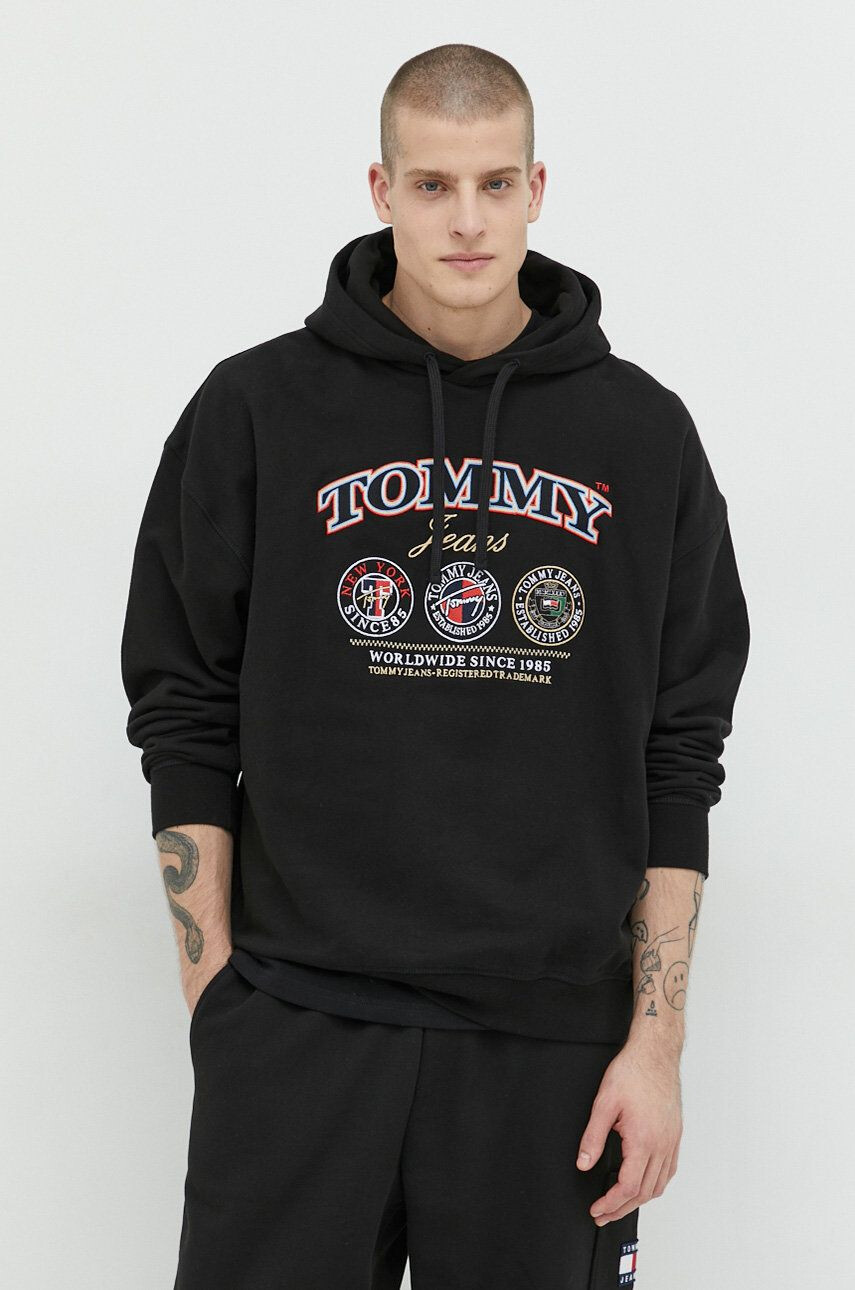 Tommy Jeans pamut melegítőfelső fekete férfi nyomott mintás kapucnis - Pepit.hu