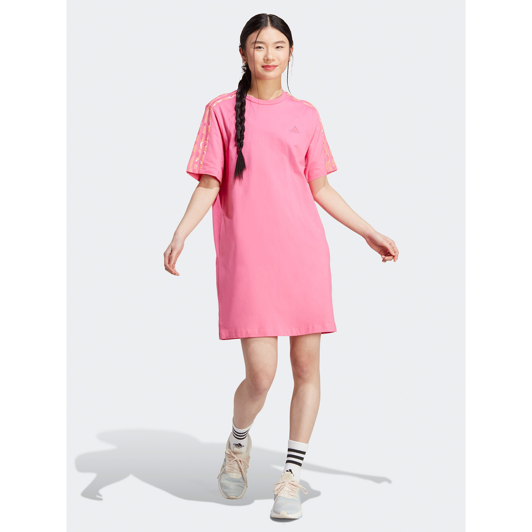 adidas Hétköznapi ruha Essentials 3-Stripes Single Jersey Boyfriend Tee Dress IC1459 Rózsaszín Loose Fit - Pepit.hu