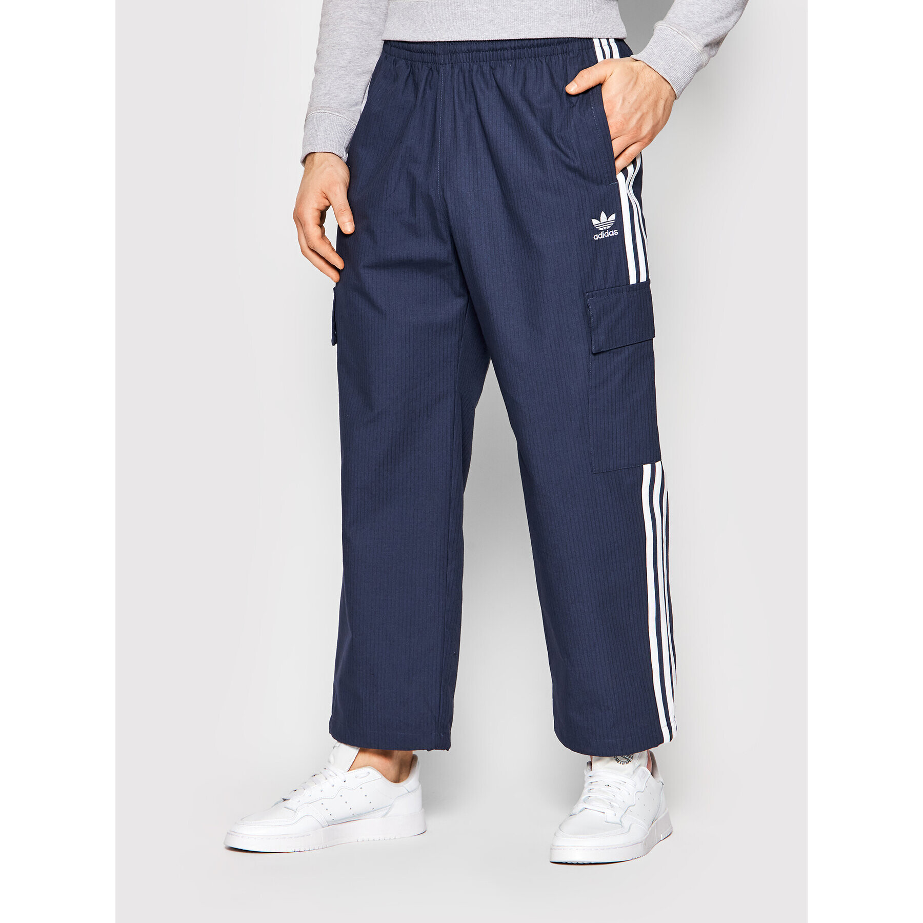 adidas Melegítő alsó adicolor 3-Stripes HB9473 Sötétkék Loose Fit - Pepit.hu