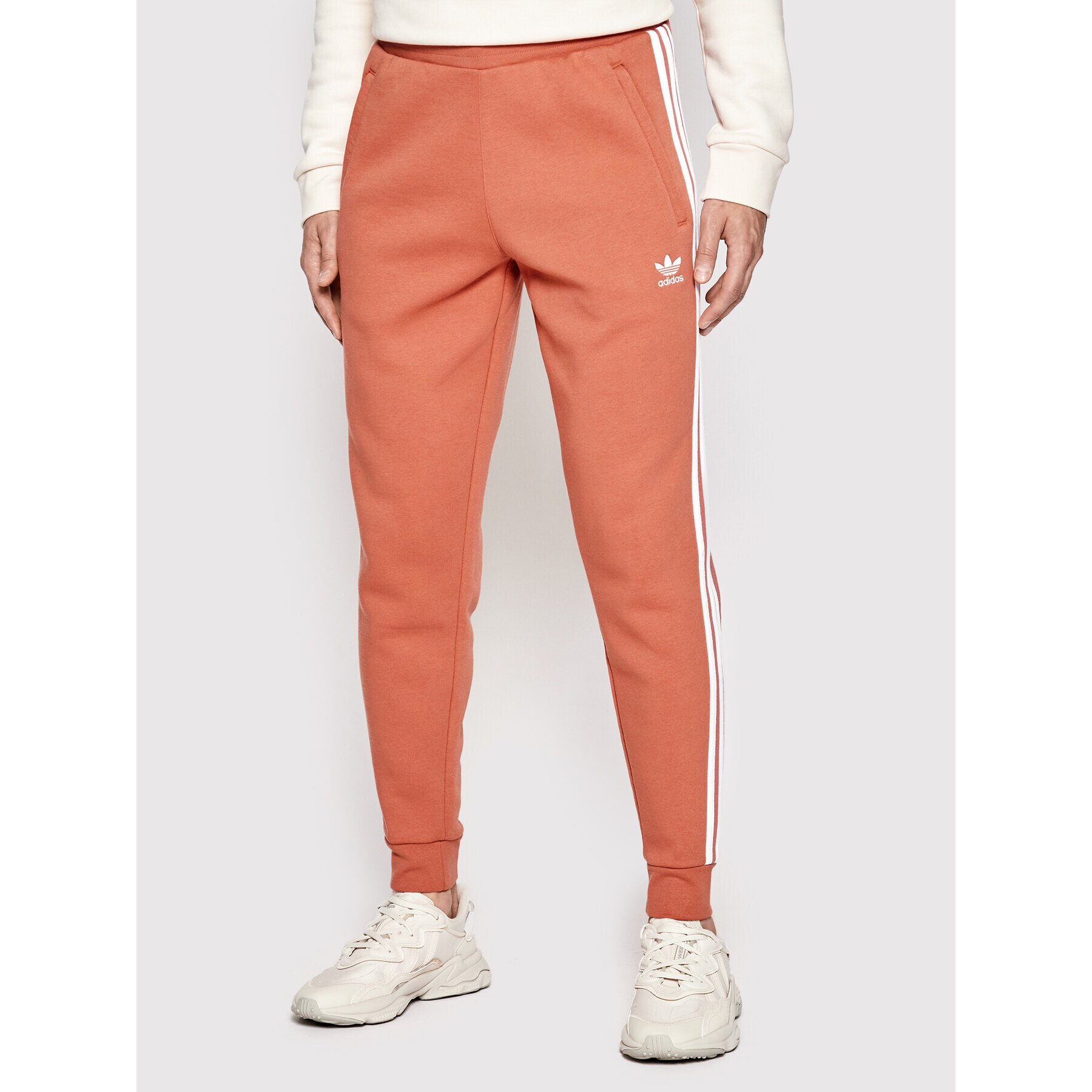 adidas Melegítő alsó adicolor Classics 3-Stripes HK7300 Narancssárga Slim Fit - Pepit.hu