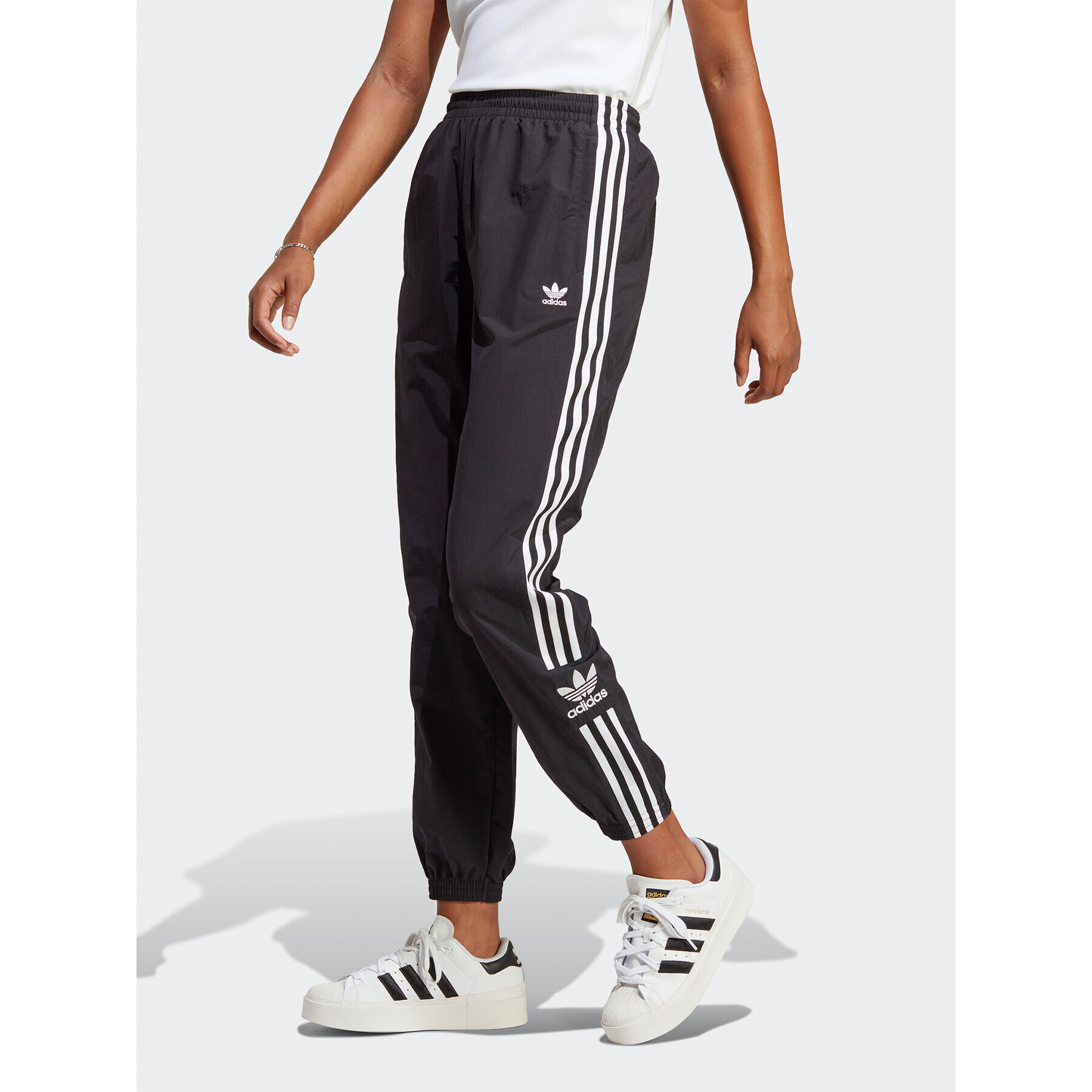 adidas Melegítő alsó Adicolor Classics Lock-Up Tracksuit Bottoms IB7442 Fekete Regular Fit - Pepit.hu