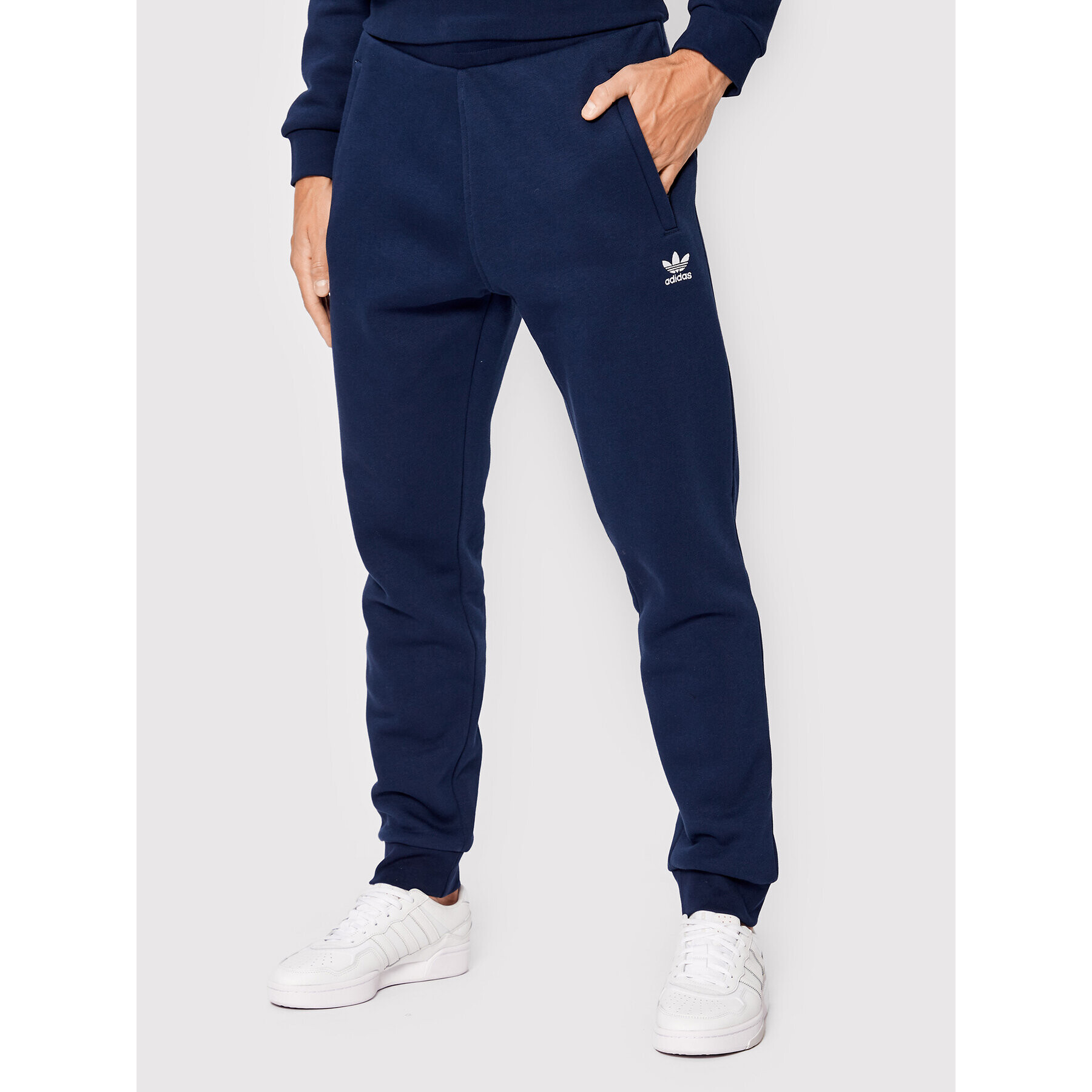 adidas Melegítő alsó adicolor Essentials Trefoil HK0107 Sötétkék Slim Fit - Pepit.hu