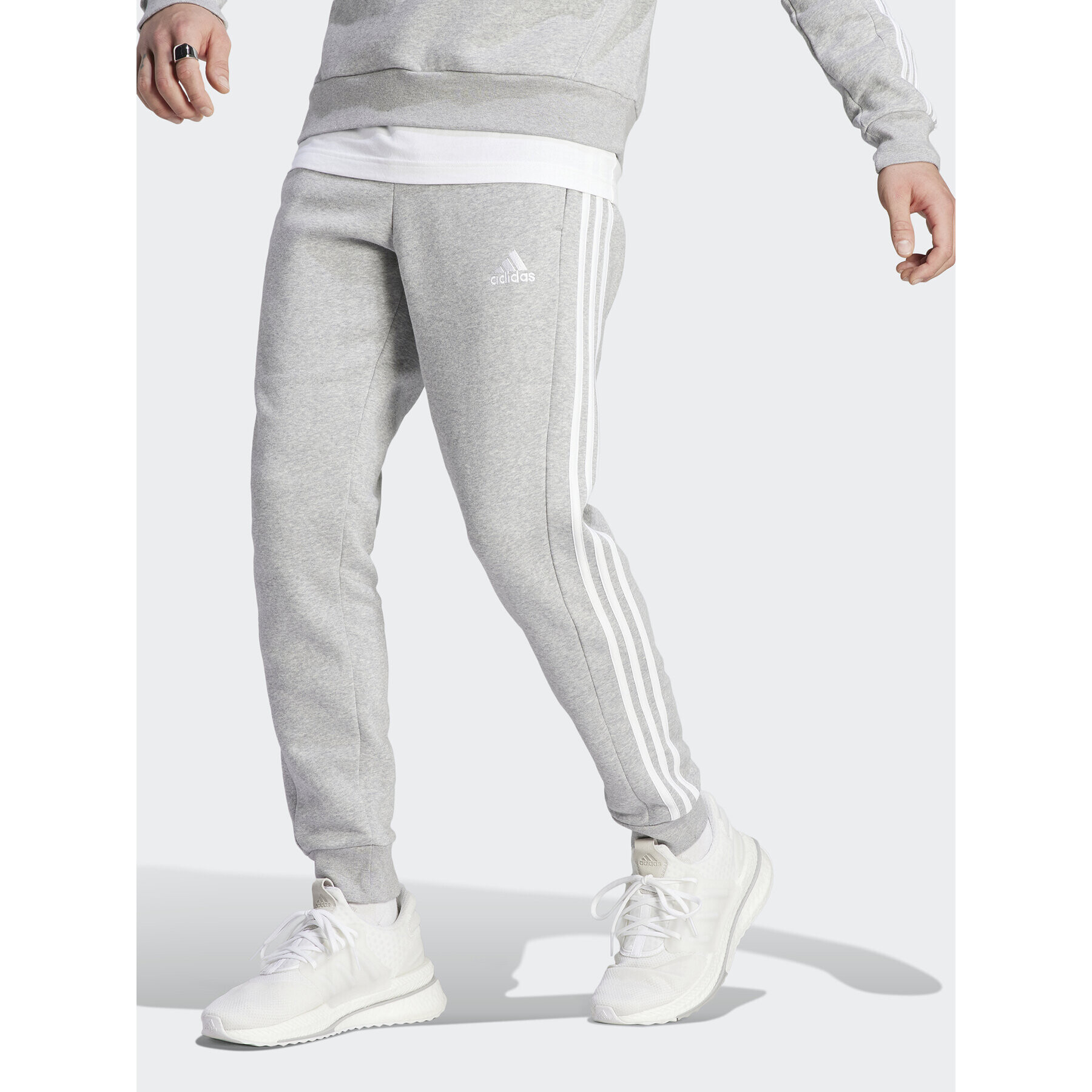 adidas Melegítő alsó Essentials Fleece 3-Stripes Cuff IJ6494 Szürke Regular Fit - Pepit.hu