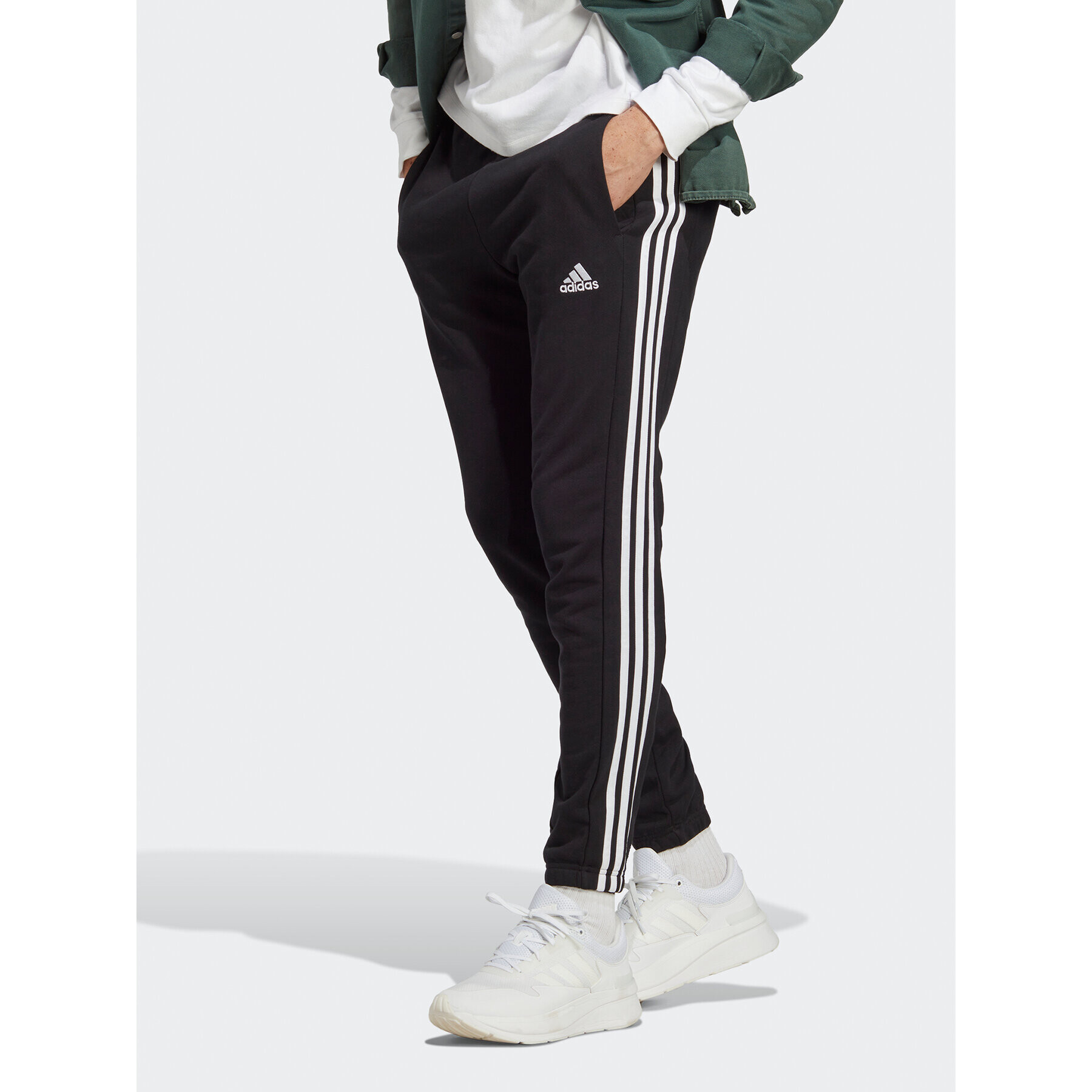 adidas Melegítő alsó Essentials French Terry Tapered Elastic Cuff 3-Stripes Joggers IC0050 Fekete Regular Fit - Pepit.hu