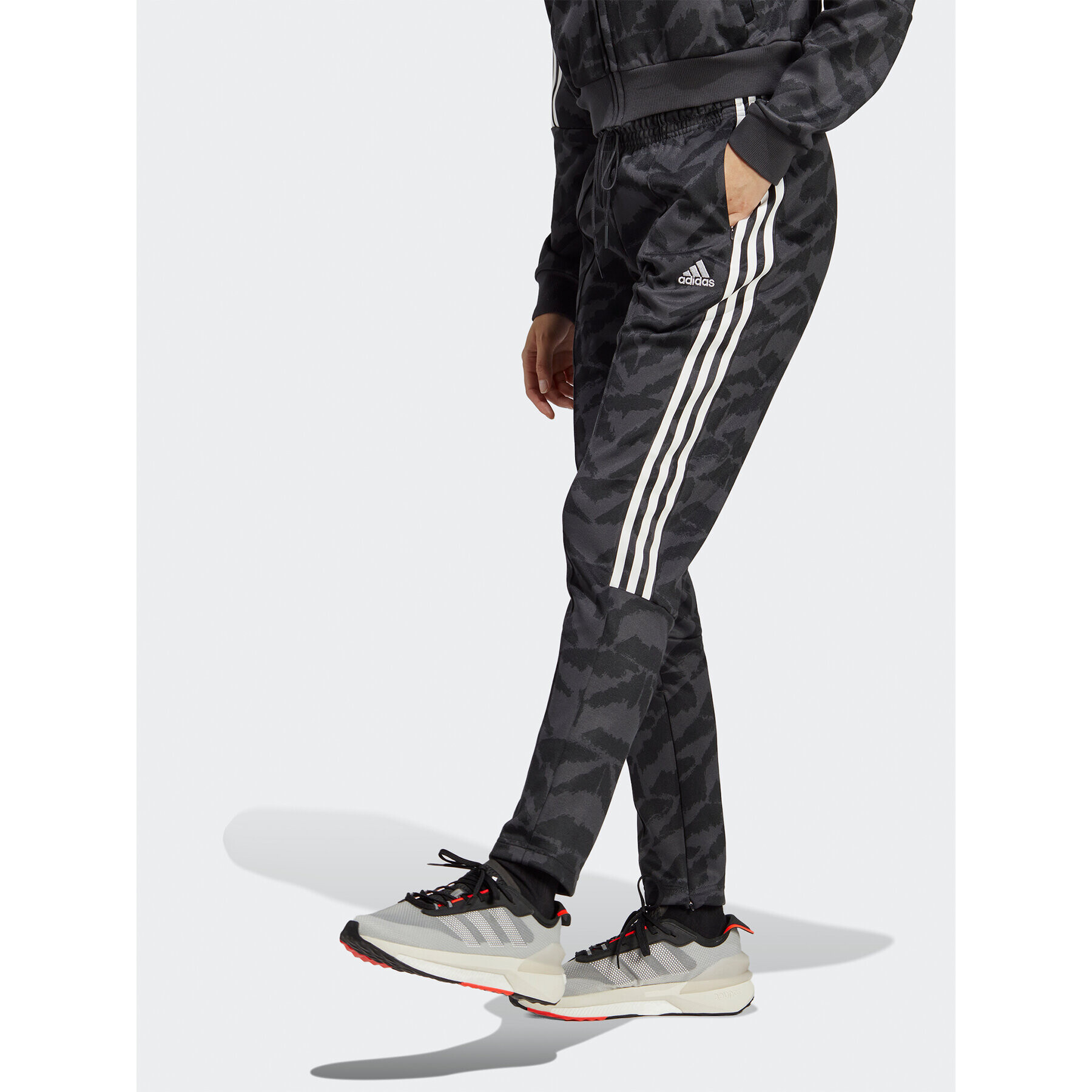 adidas Melegítő alsó Tiro Suit Up Lifestyle Track Pant IC6655 Szürke Regular Fit - Pepit.hu