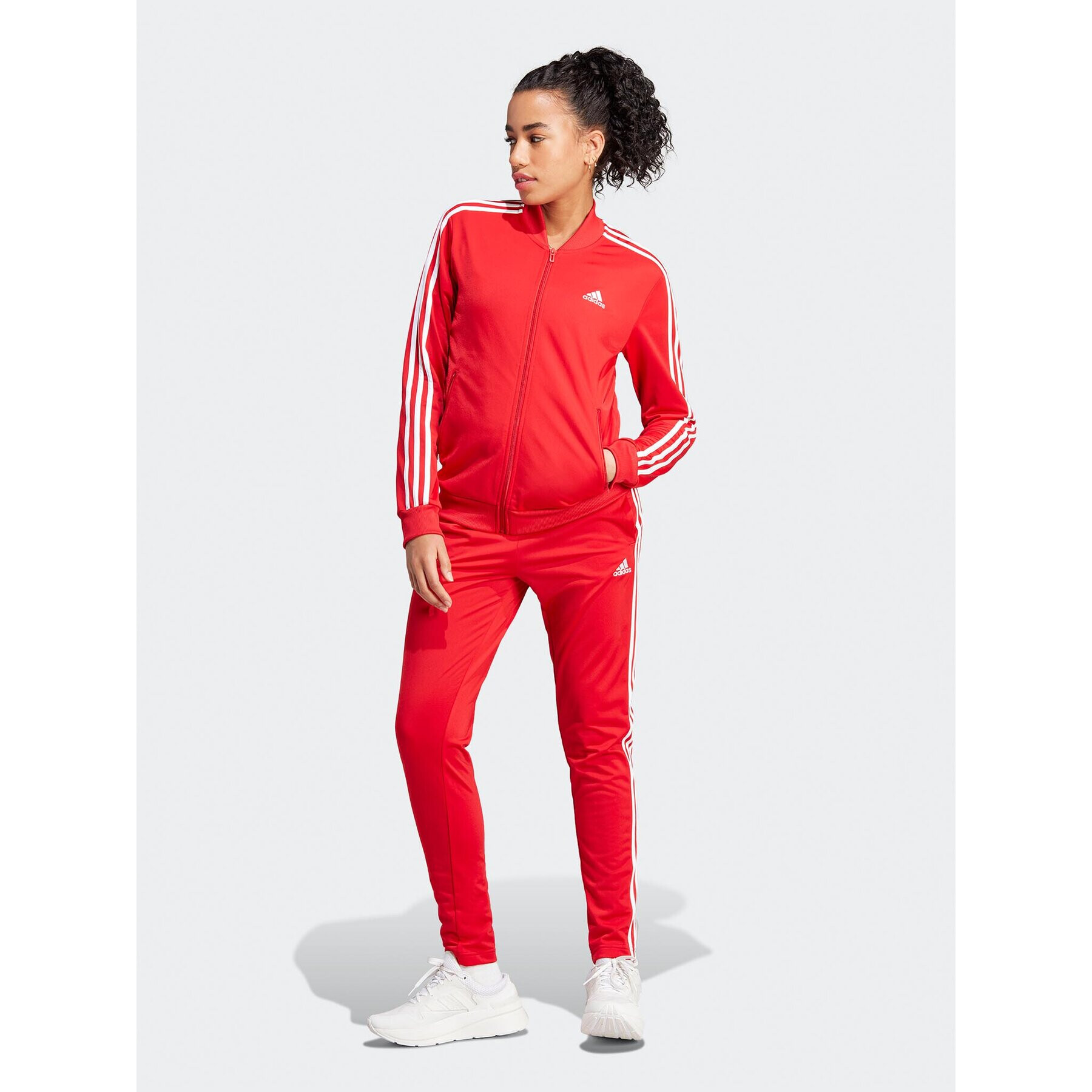 adidas Melegítő Essentials 3-Stripes IJ8784 Piros Slim Fit - Pepit.hu