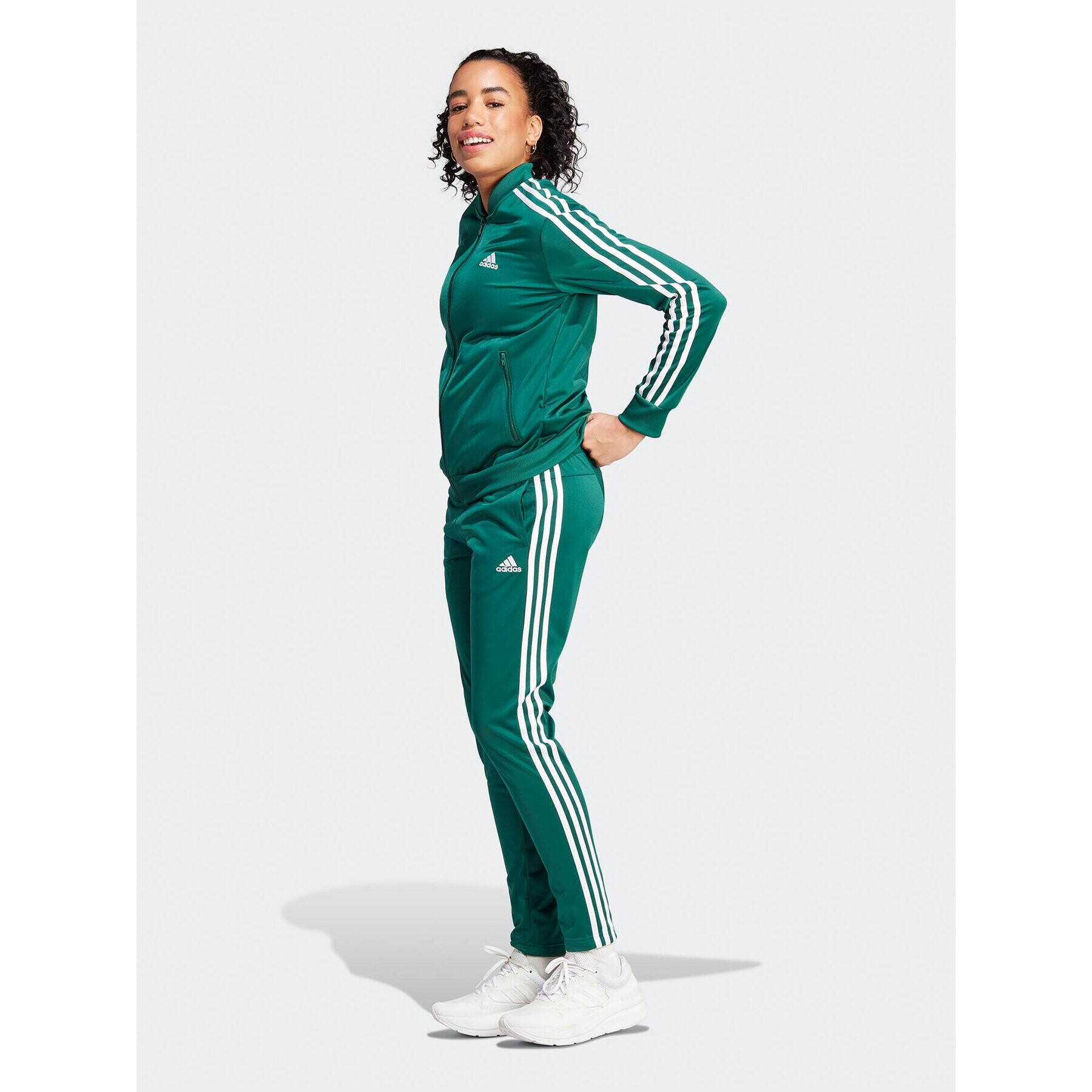 adidas Melegítő Essentials 3-Stripes IJ8785 Zöld Slim Fit - Pepit.hu