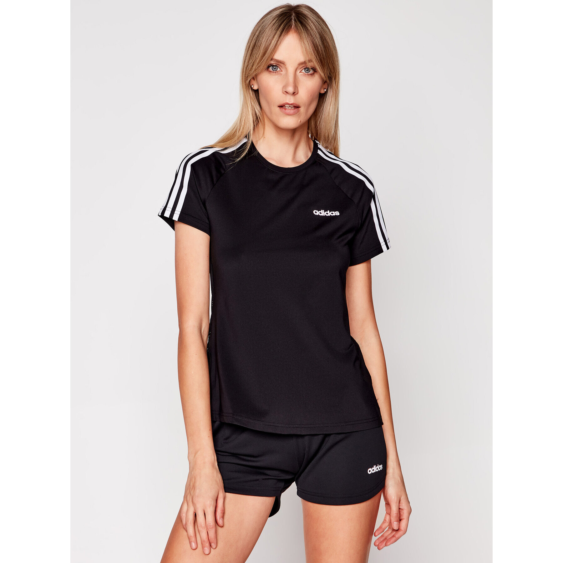 adidas Póló W D2M 3S Tee DU2073 Fekete Regular Fit - Pepit.hu