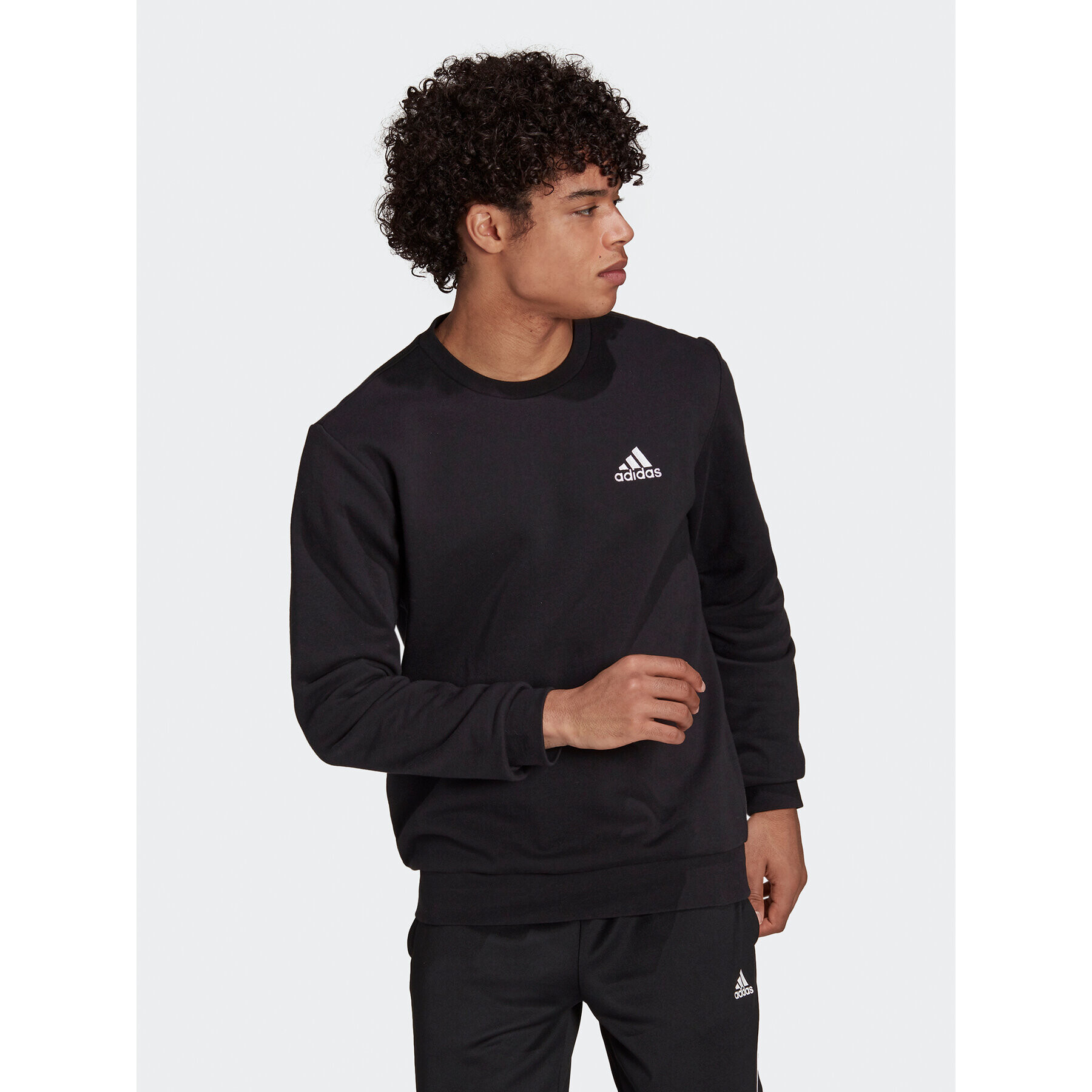 adidas Pulóver Essentials Fleece Sweatshirt GV5295 Fekete Regular Fit - Pepit.hu