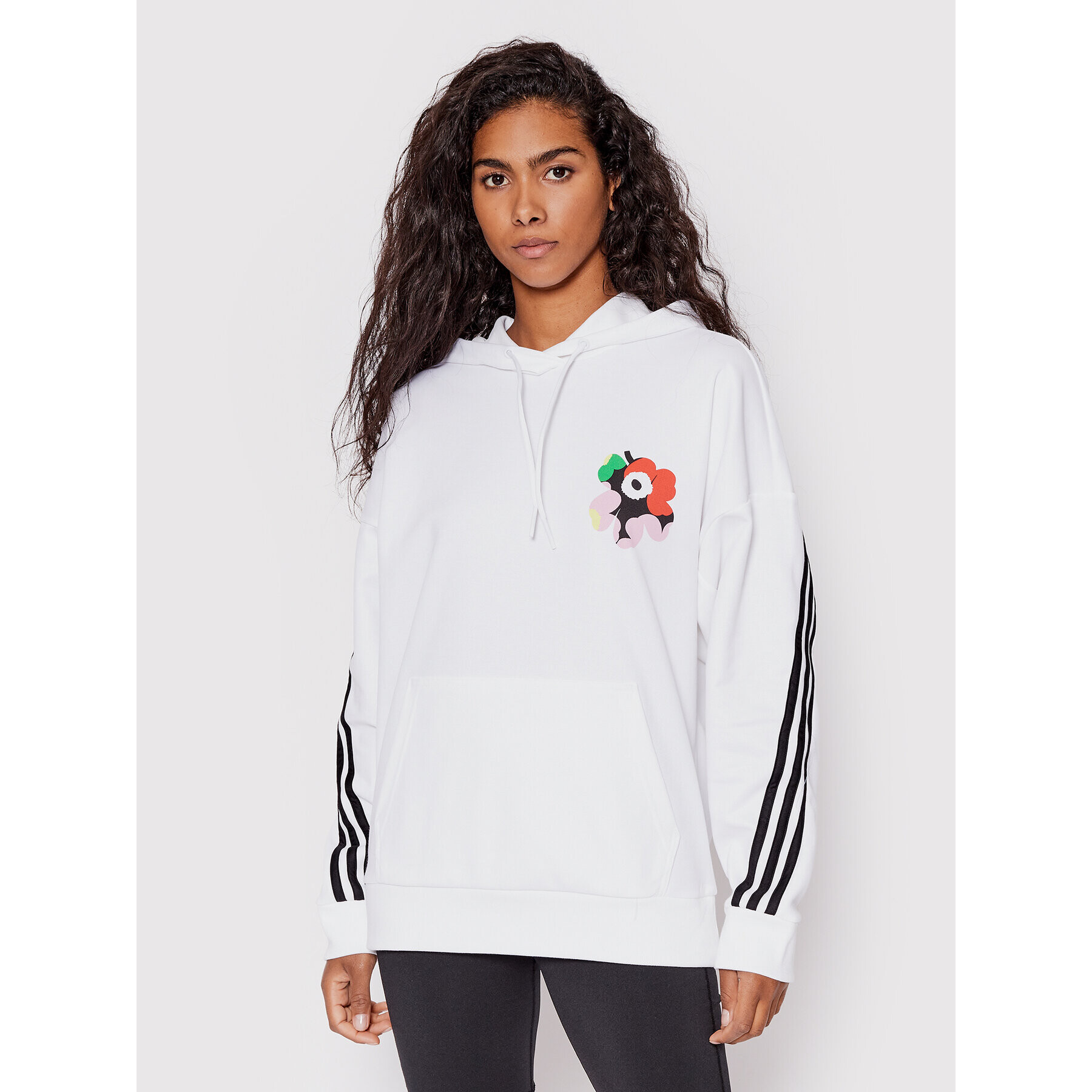 adidas Pulóver MARIMEKKO HC4184 Fehér Loose Fit - Pepit.hu