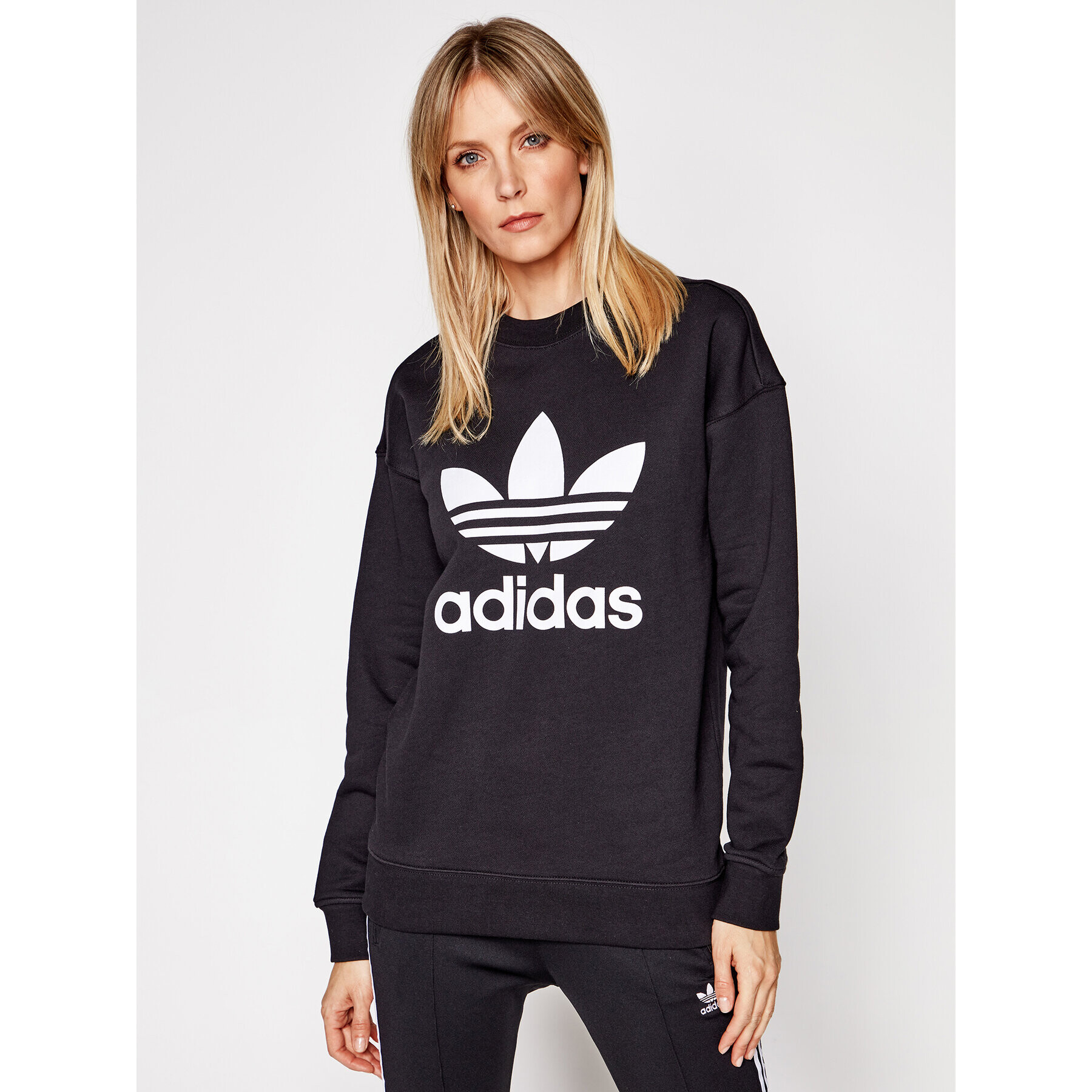 adidas Pulóver Trefoil Crew FM3272 Fekete Regular Fit - Pepit.hu