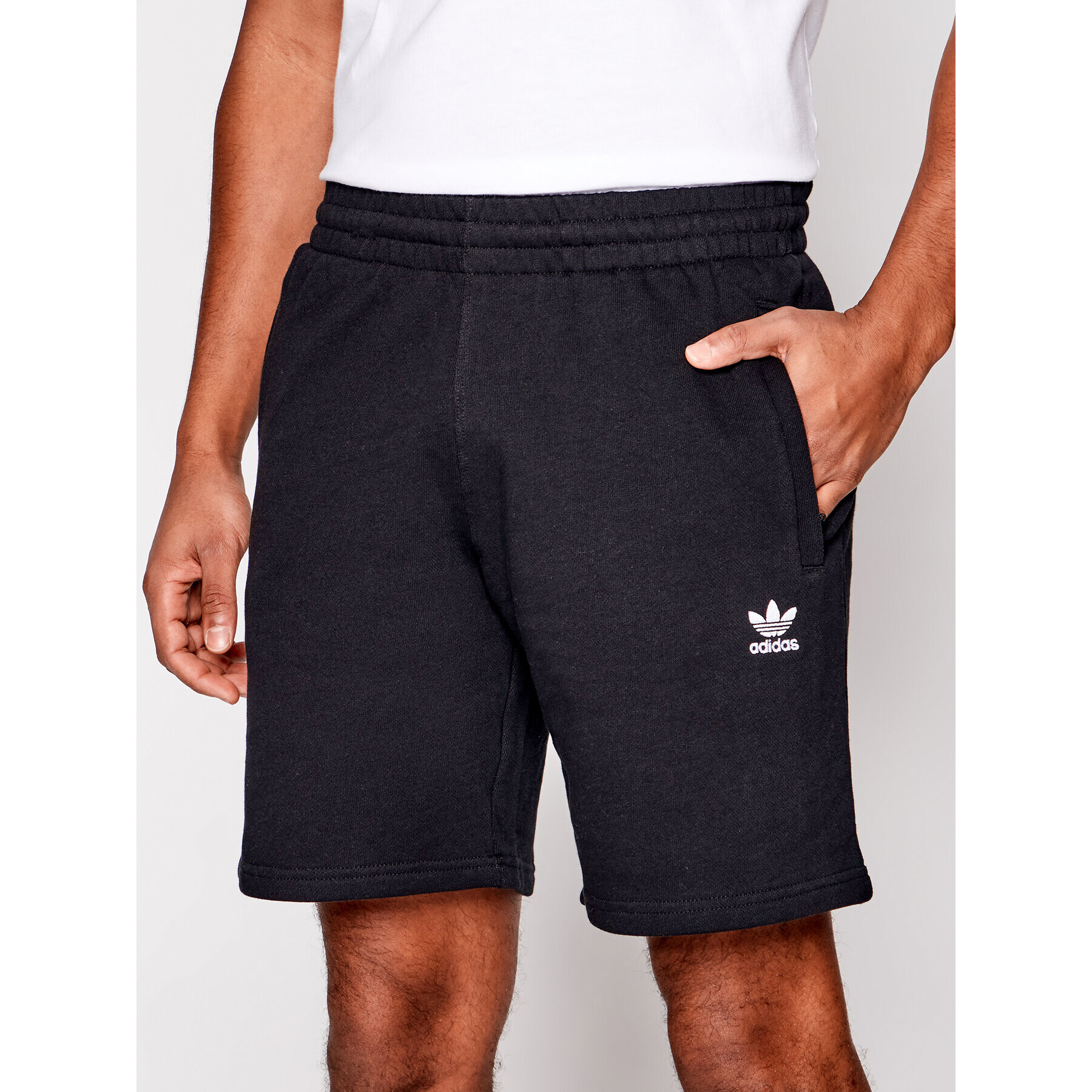 adidas Sport rövidnadrág Essential FR7977 Fekete Regular Fit - Pepit.hu