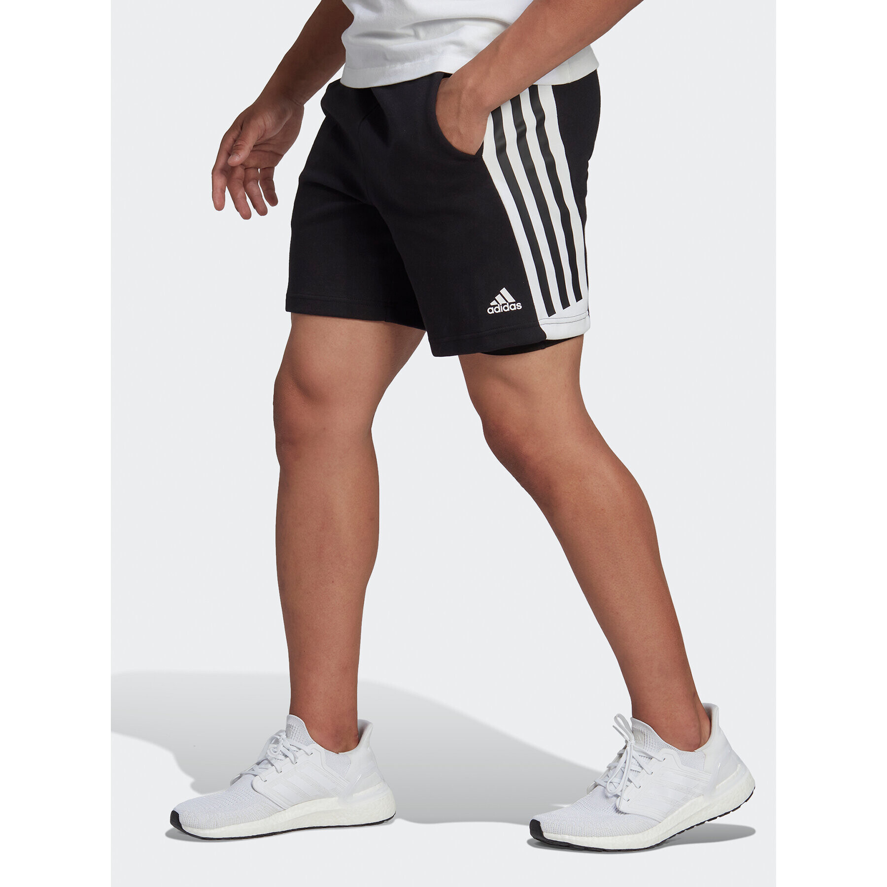 adidas Sport rövidnadrág Future Icons HK4554 Fekete Regular Fit - Pepit.hu