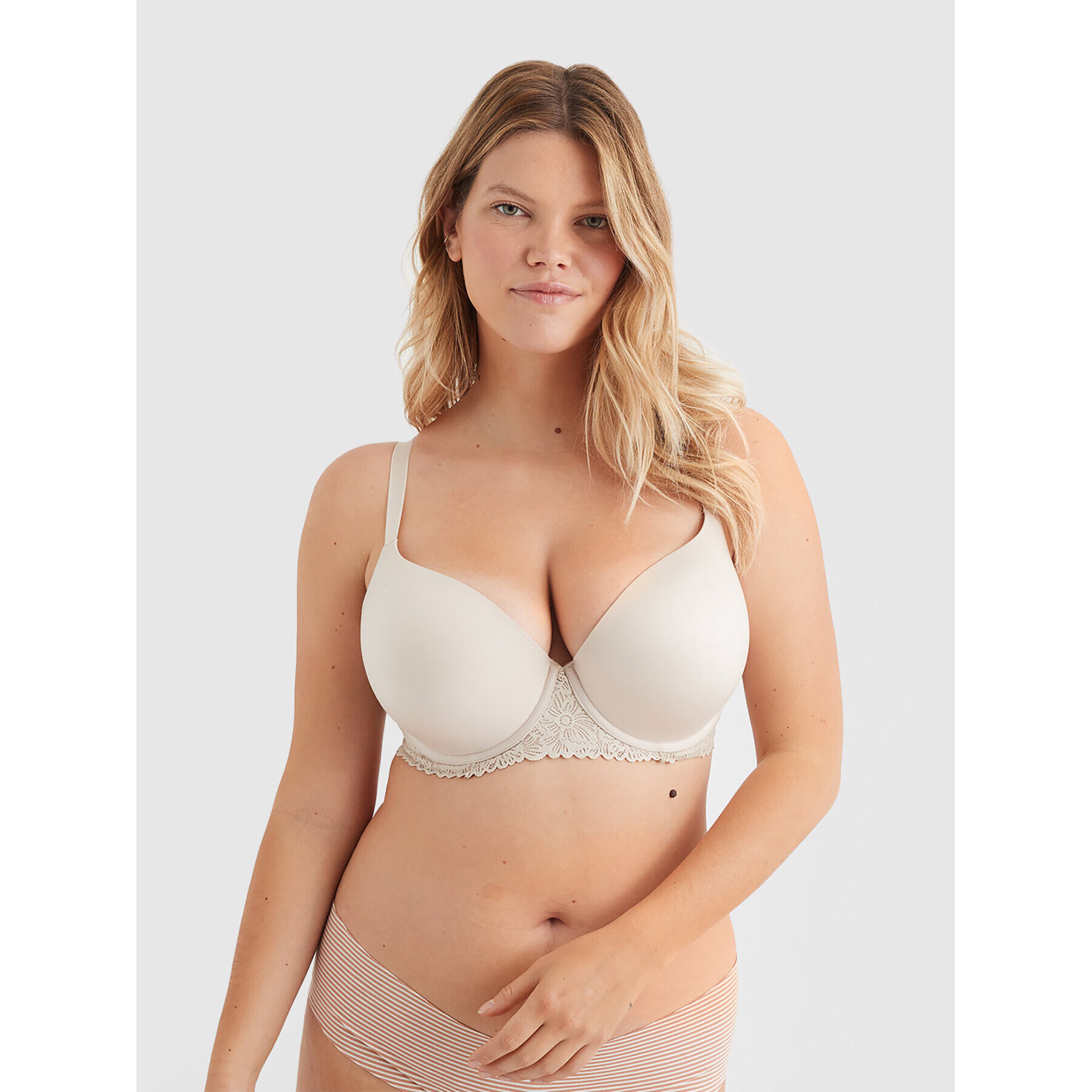 aerie Push up melltartó 073-6734-4948 Bézs - Pepit.hu