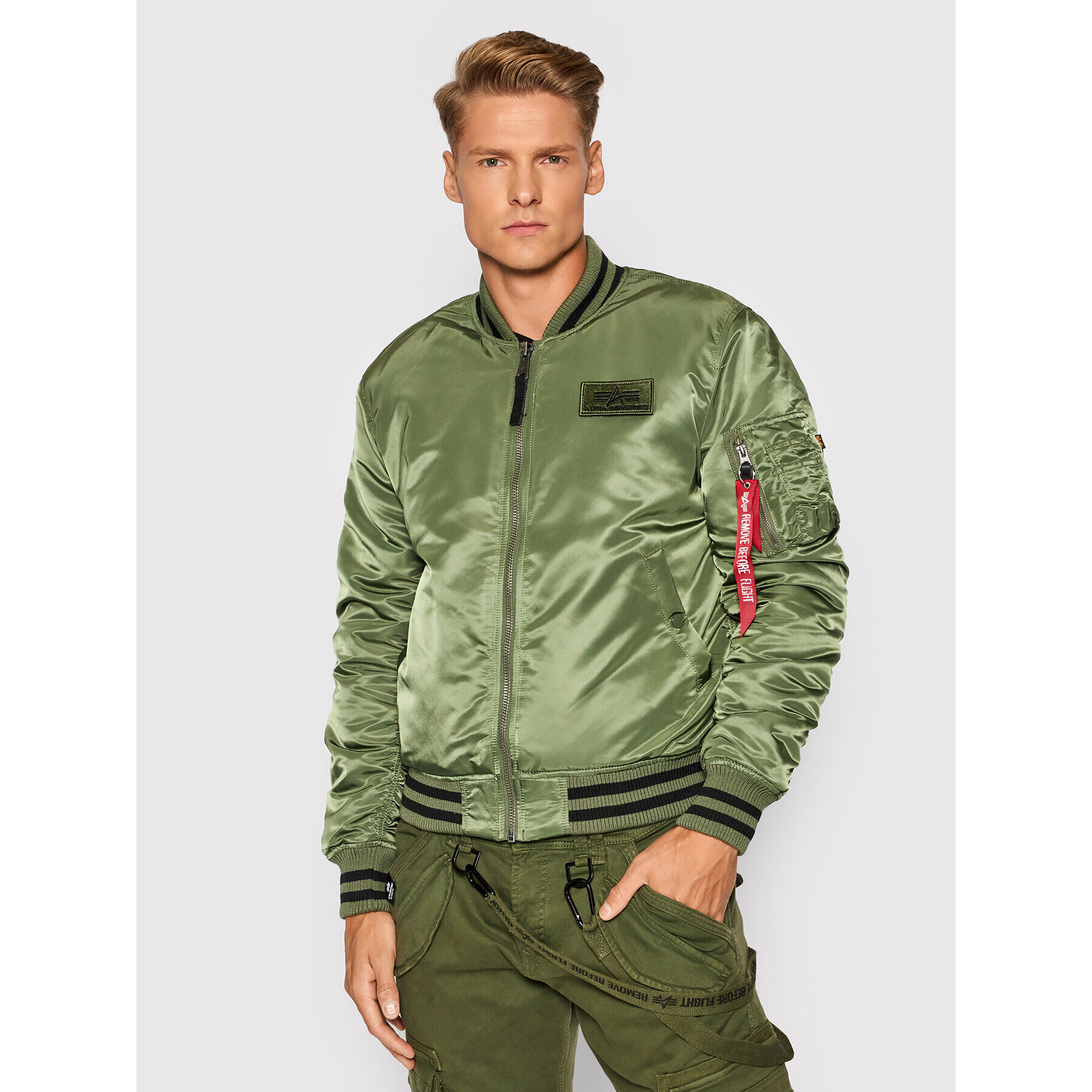 Alpha Industries Bomber dzseki College 118112 Zöld Regular Fit - Pepit.hu