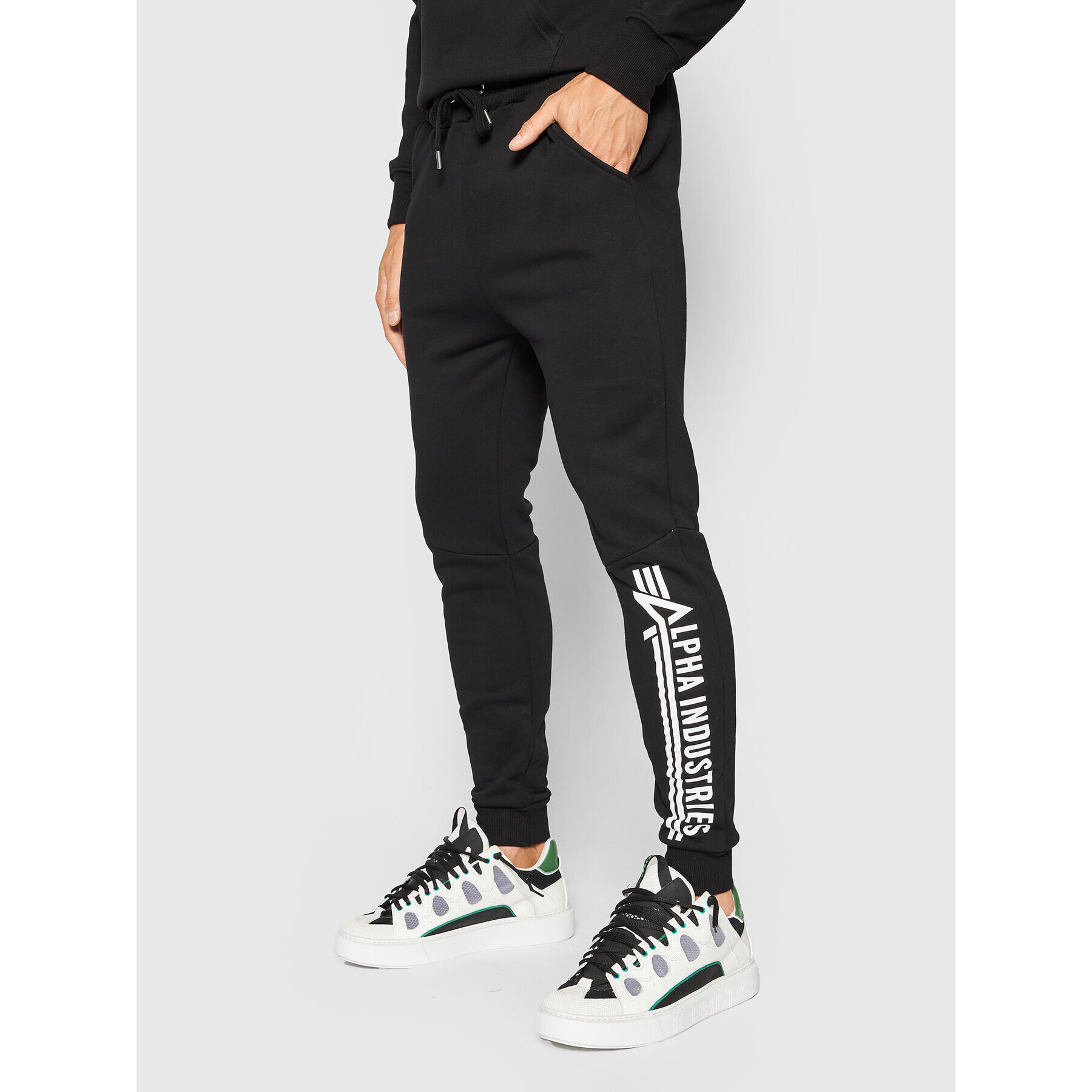 Alpha Industries Melegítő alsó Jogger 118364 Fekete Regular Fit - Pepit.hu