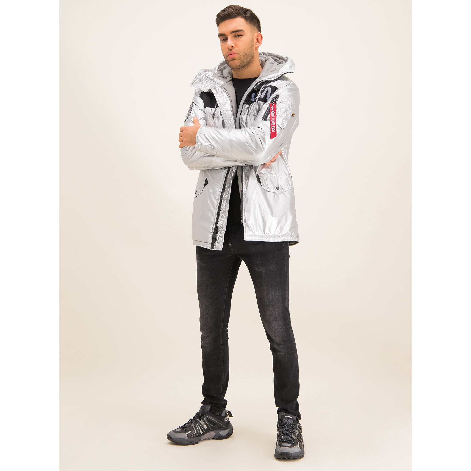 Alpha Industries Póló Nasa 176506 Fekete Regular Fit - Pepit.hu