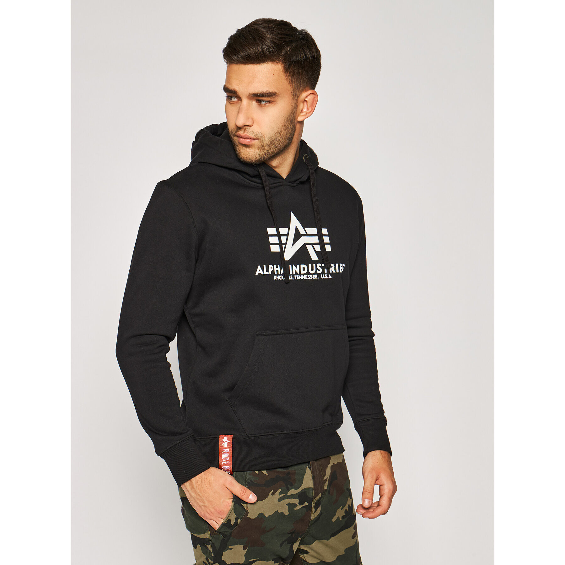 Alpha Industries Pulóver Basic 178312 Fekete Regular Fit - Pepit.hu