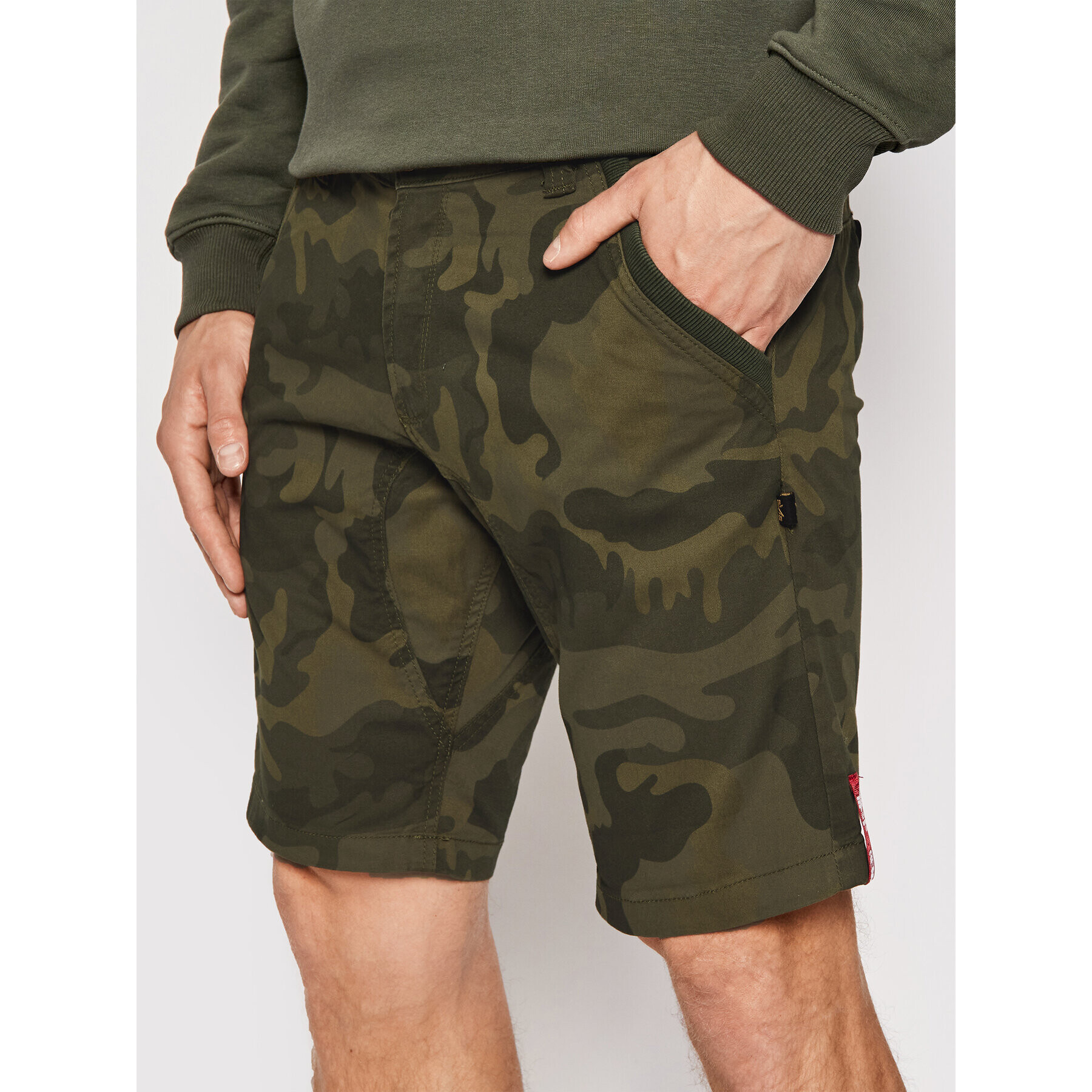 Alpha Industries Szövet rövidnadrág Kerosene Camo 176205 Zöld Regular Fit - Pepit.hu