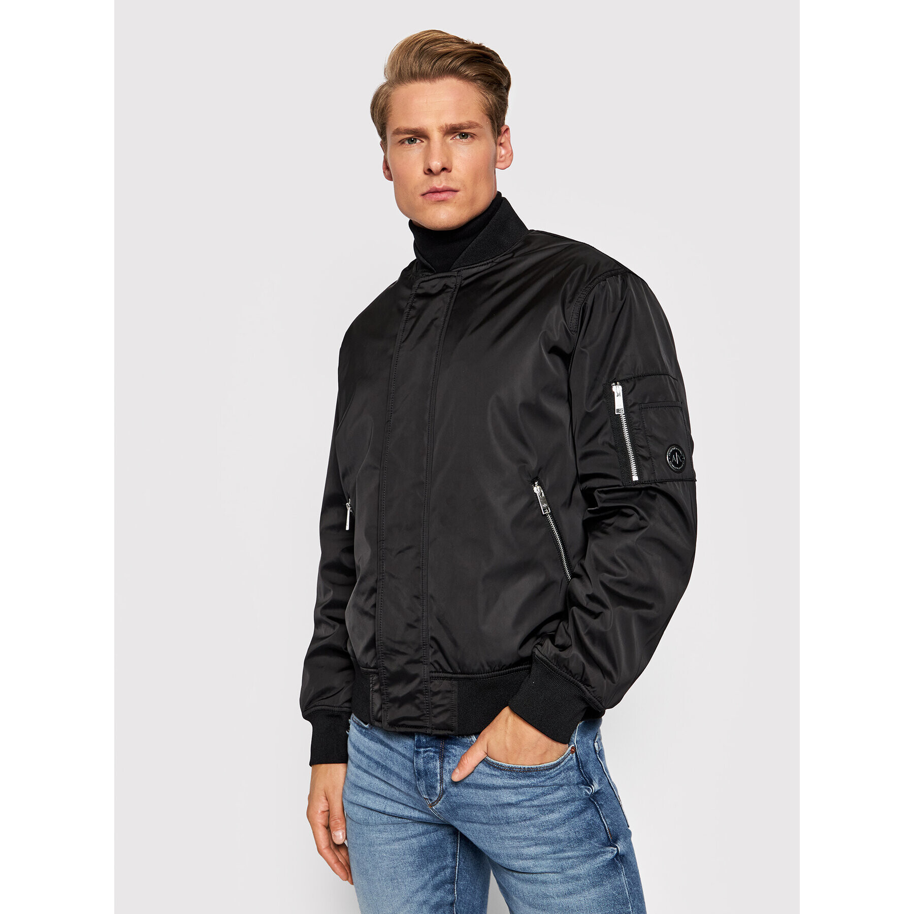 Armani Exchange Bomber dzseki 6KZB14 ZNIVZ 1200 Fekete Regular Fit - Pepit.hu