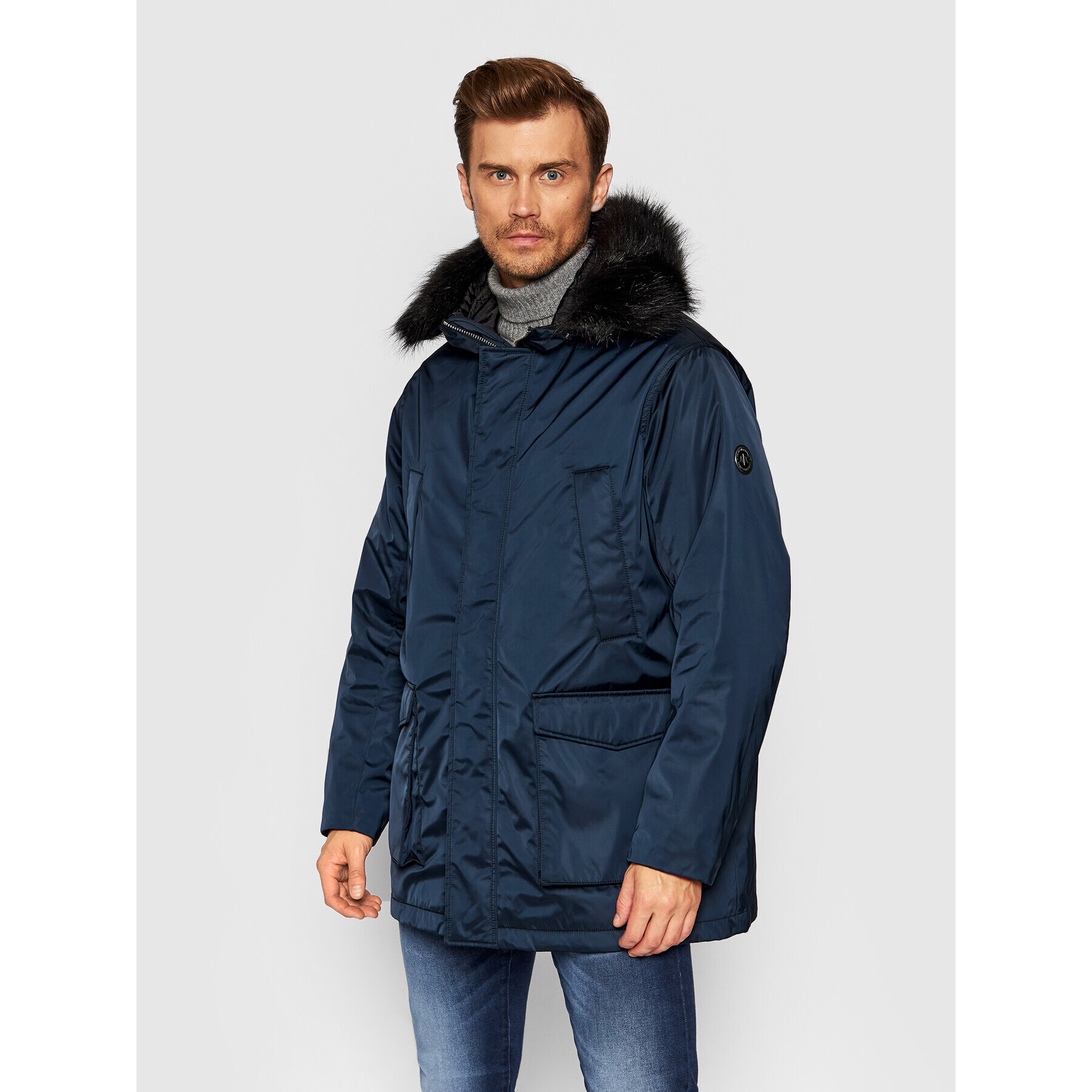 Armani Exchange Parka 6KZK36 ZNIVZ 1510 Sötétkék Regular Fit - Pepit.hu