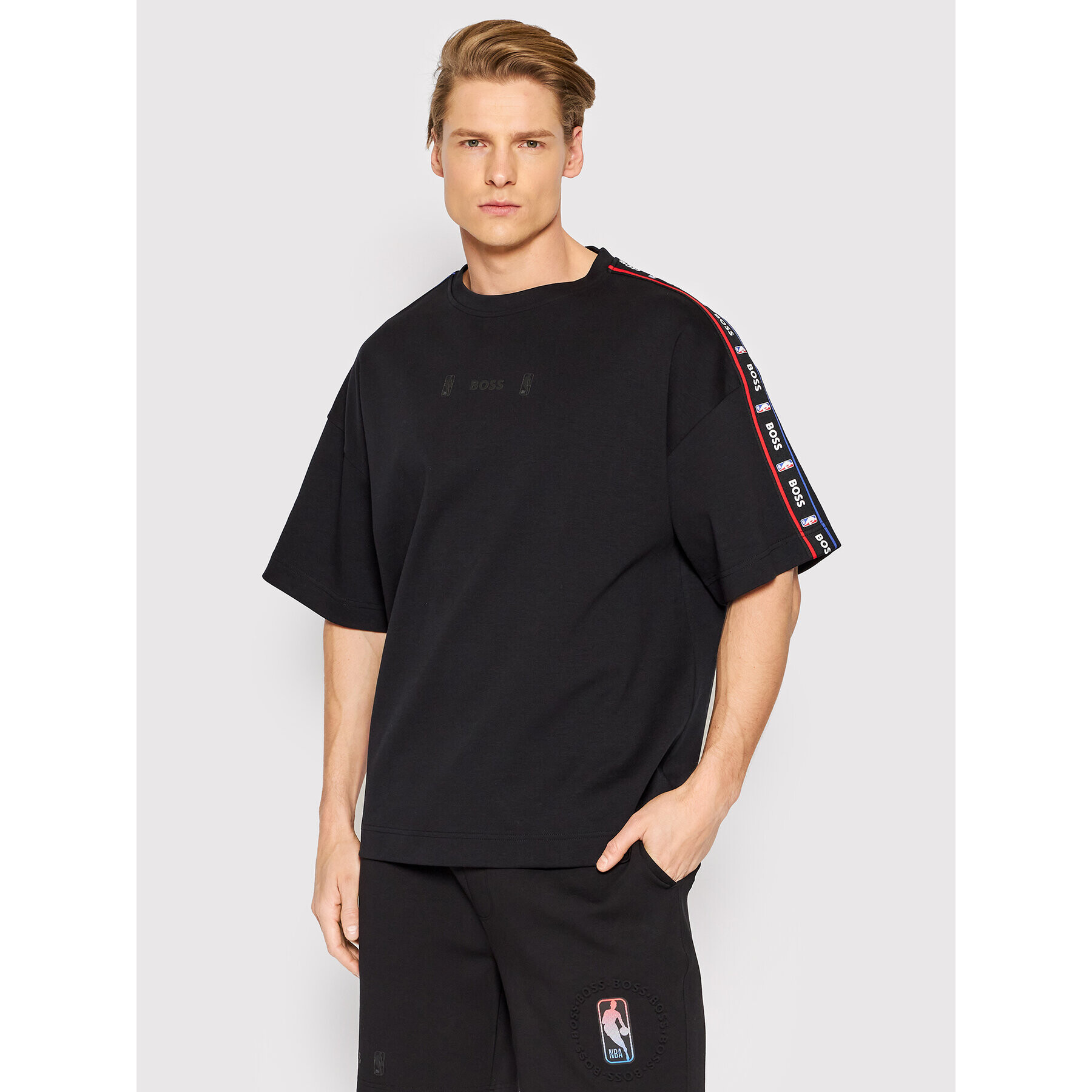 Boss Pulóver NBA T_Court_2 50474504 Fekete Relaxed Fit - Pepit.hu