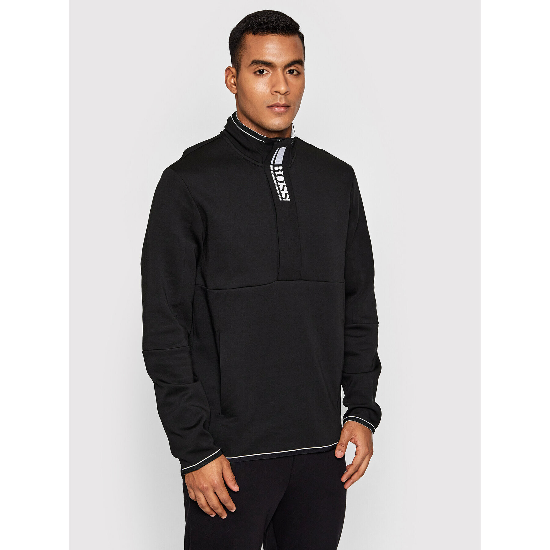 Boss Pulóver Sweat 1 50447043 Fekete Regular Fit - Pepit.hu