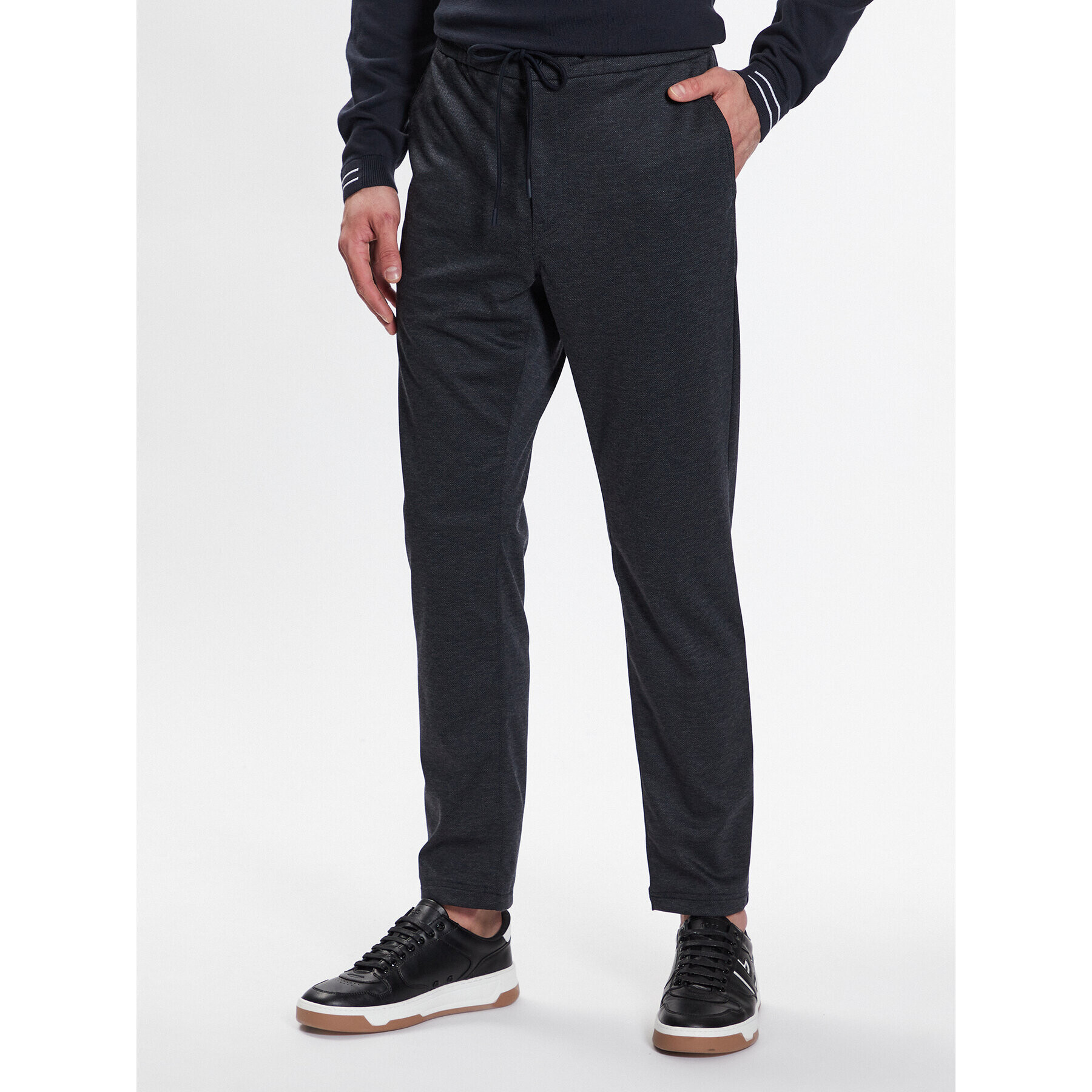 Boss Szövet nadrág Taber-Ds 50488915 Sötétkék Tapered Fit - Pepit.hu