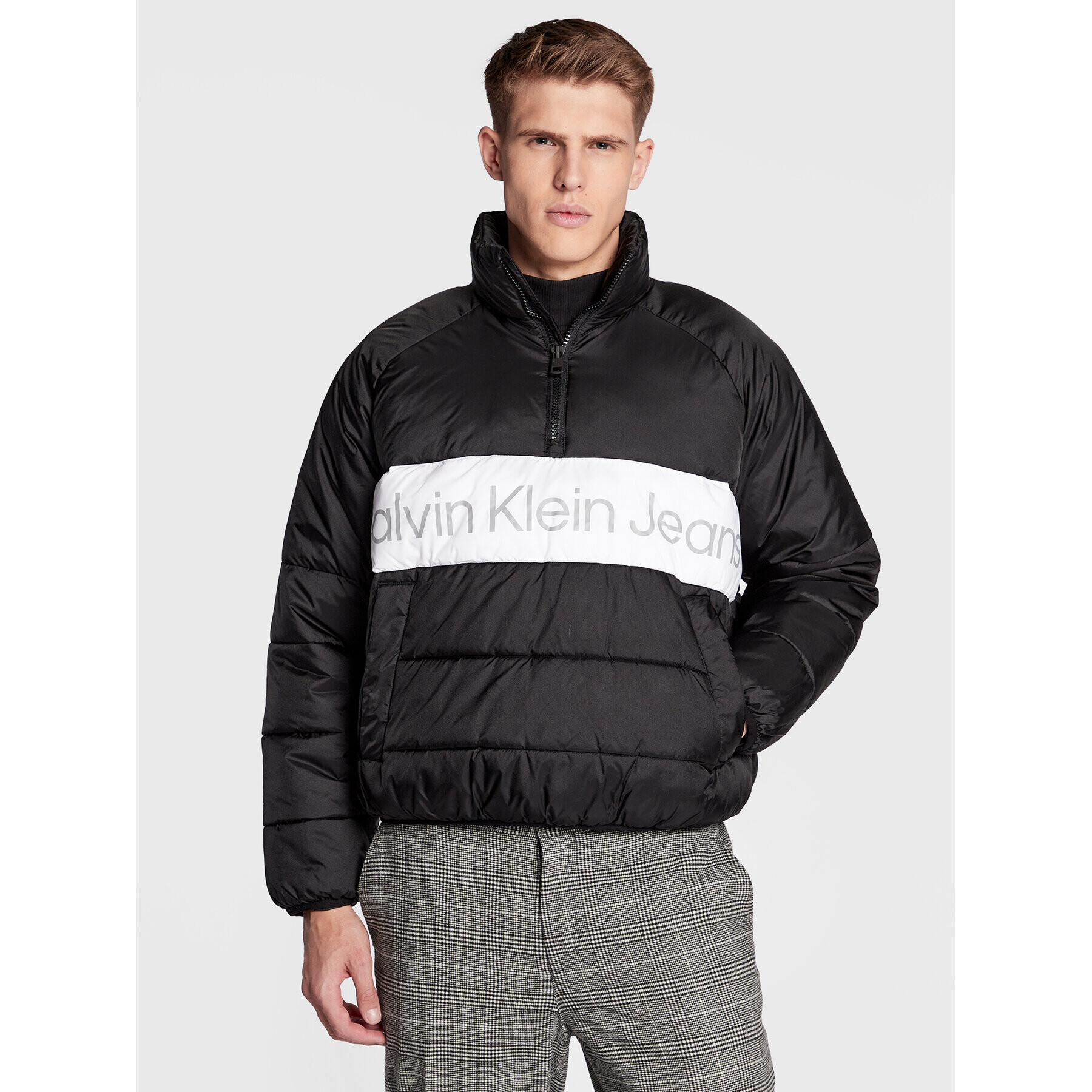 Calvin Klein Jeans Anorák J30J321966 Fekete Regular Fit - Pepit.hu