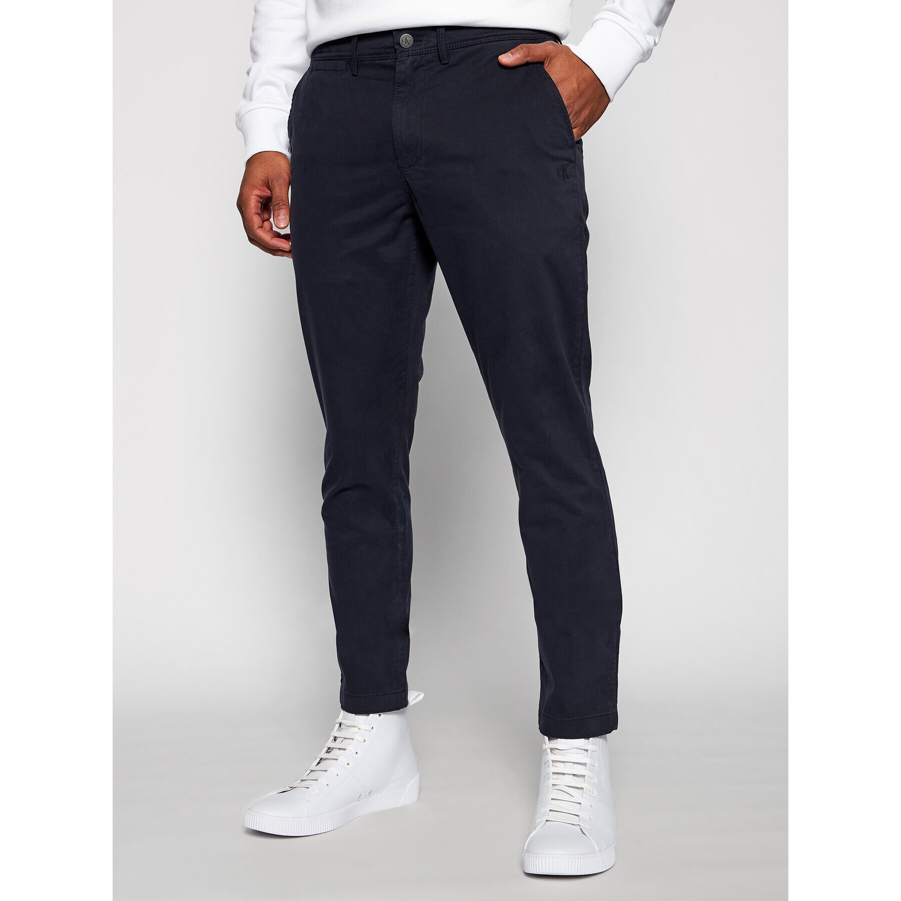 Calvin Klein Jeans Chinos J30J318323 Sötétkék Slim Fit - Pepit.hu