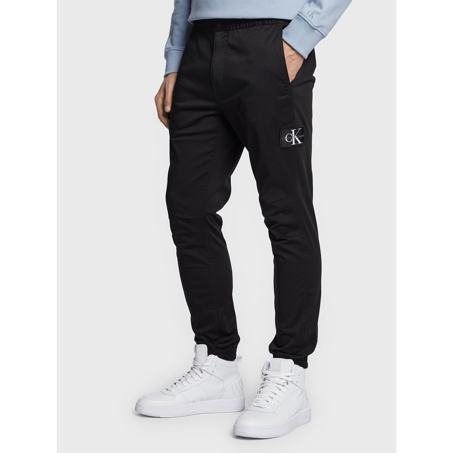 Calvin Klein Jeans Joggers J30J322923 Fekete Slim Fit - Pepit.hu