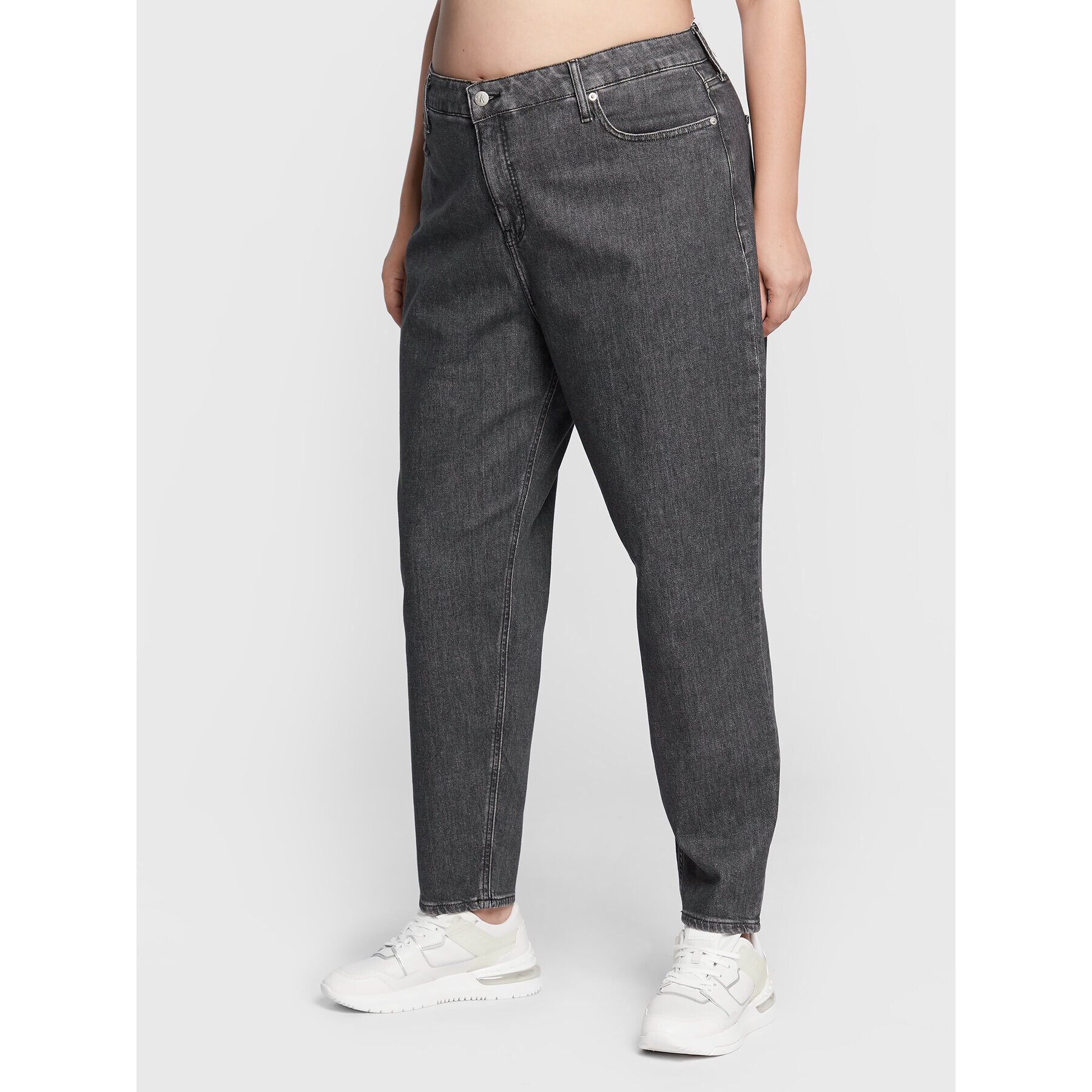 Calvin Klein Jeans Plus Farmer J20J218613 Fekete Mom Fit - Pepit.hu