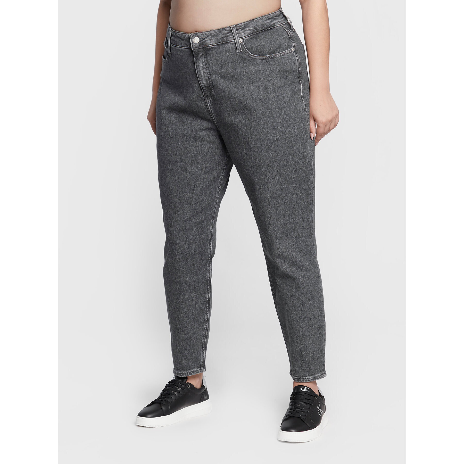 Calvin Klein Jeans Plus Farmer J20J219589 Szürke Mom Fit - Pepit.hu