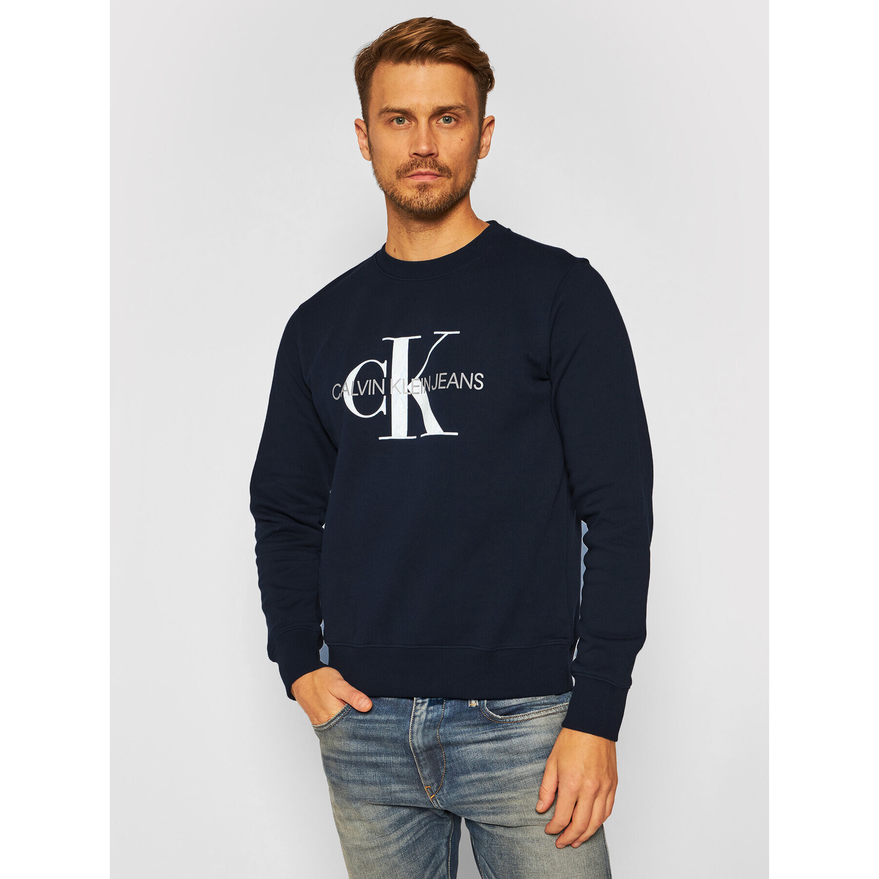 Calvin Klein Jeans Pulóver Monogram Logo J30J314313 Sötétkék Regular Fit - Pepit.hu