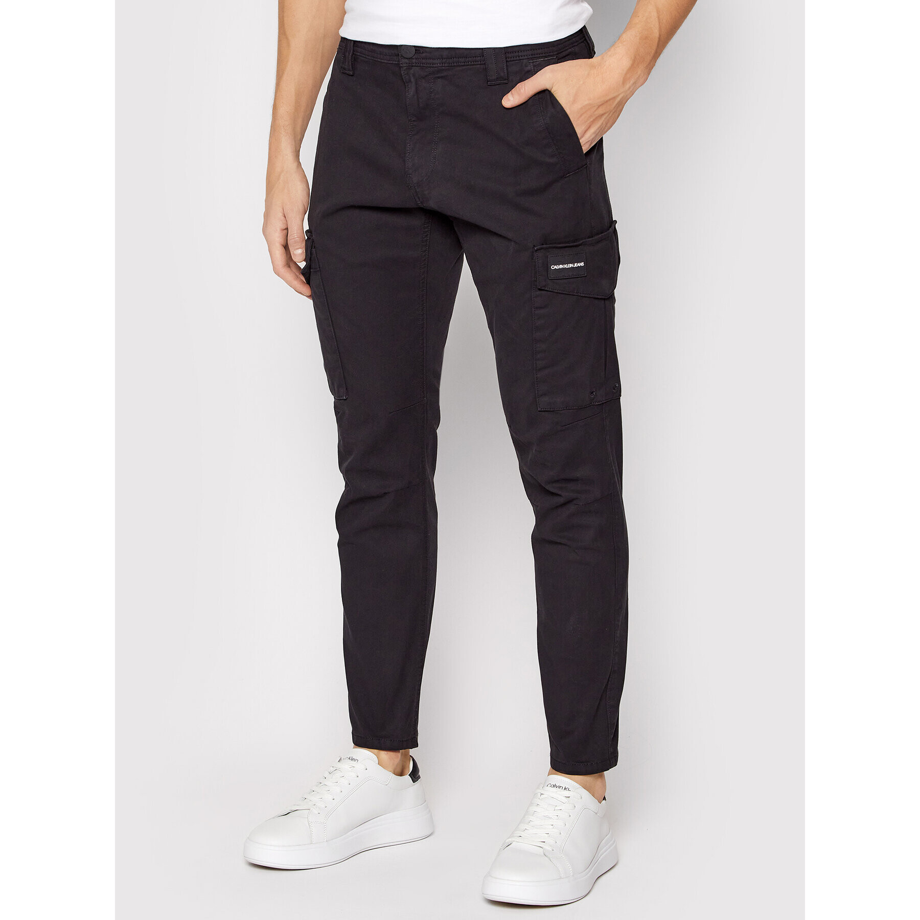 Calvin Klein Jeans Szövet nadrág Washed Cargo J30J318586 Fekete Skinny Fit - Pepit.hu