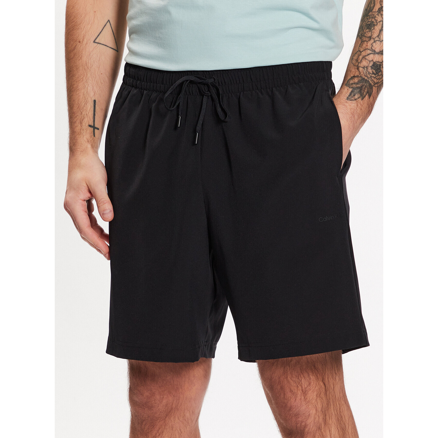 Calvin Klein Performance Sport rövidnadrág 00GMF2S811 Fekete Regular Fit - Pepit.hu