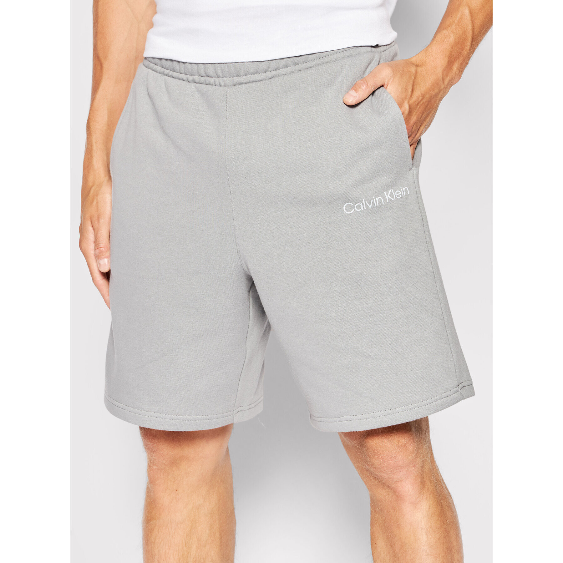 Calvin Klein Performance Sport rövidnadrág 00GMS2S804 Szürke Regular Fit - Pepit.hu