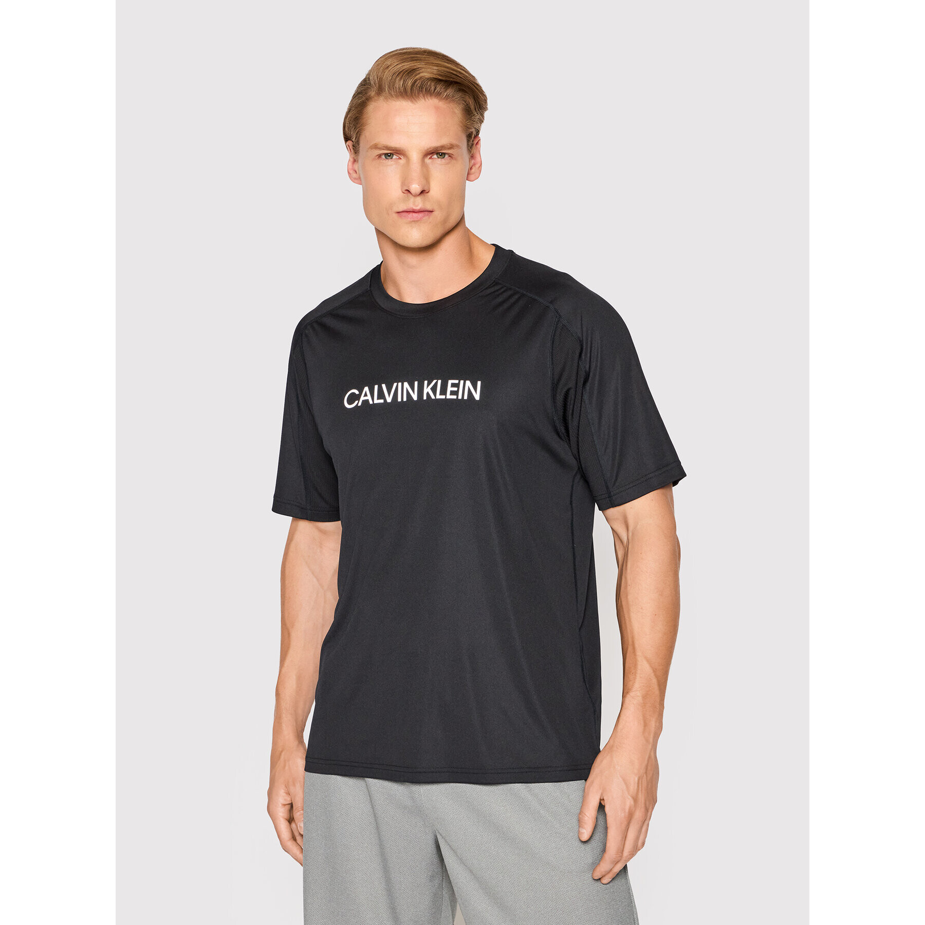 Calvin Klein Performance Technikai póló 00GMF1K109 Fekete Regular Fit - Pepit.hu