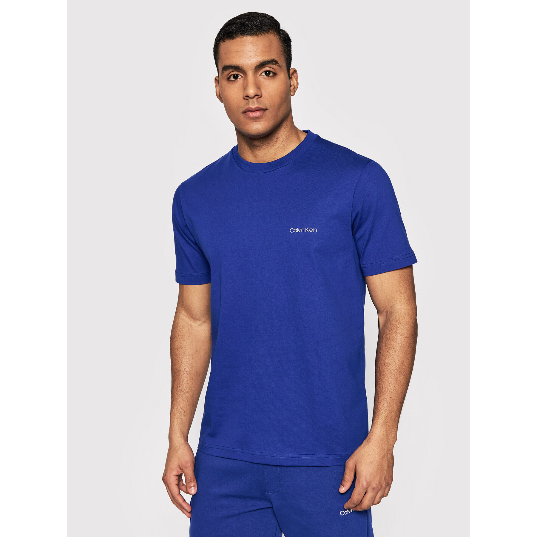 Calvin Klein Póló Chest Logo K10K103307 Kék Regular Fit - Pepit.hu